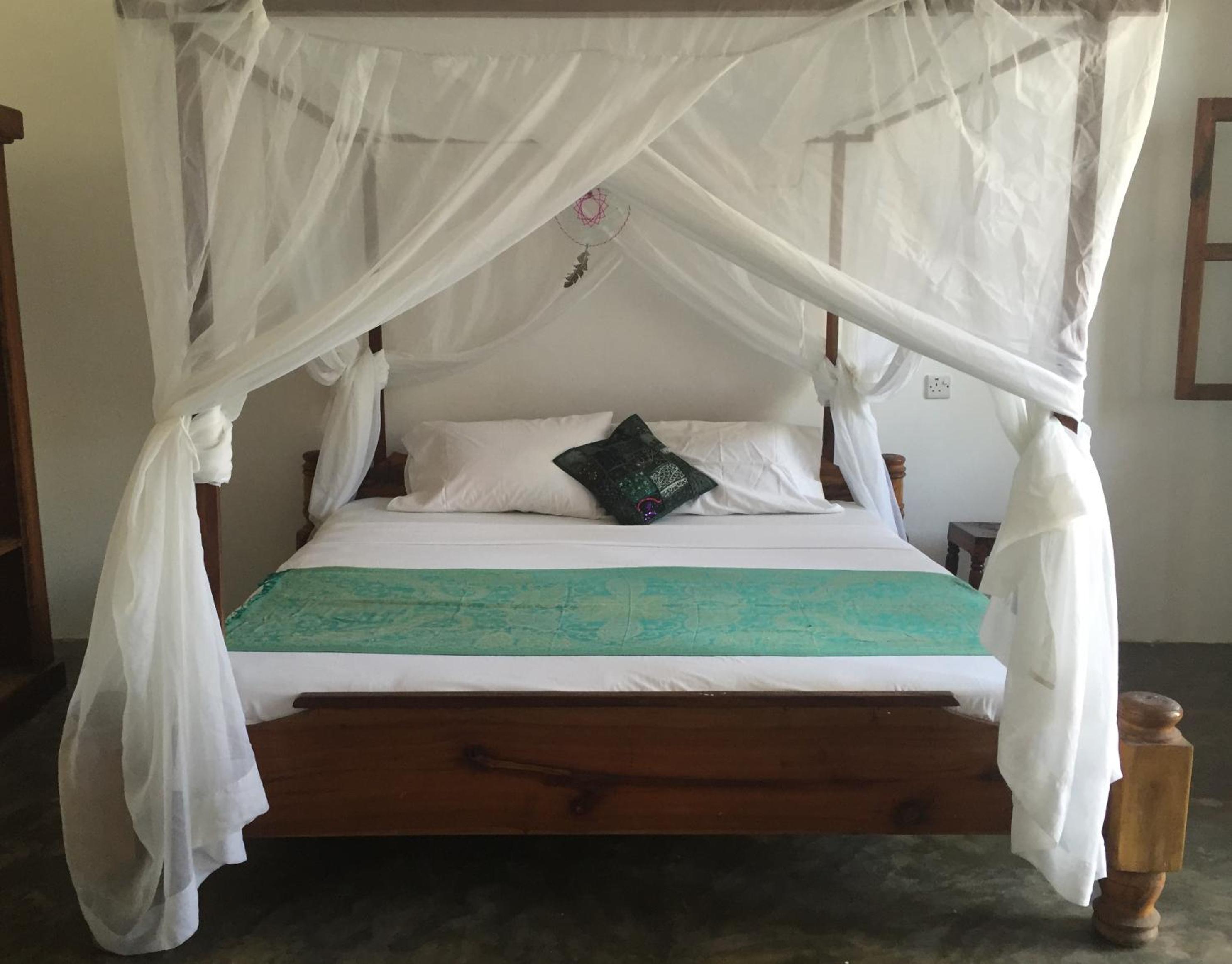 Kiwengwa Vacations - Lazy Beach House - Property Image 5