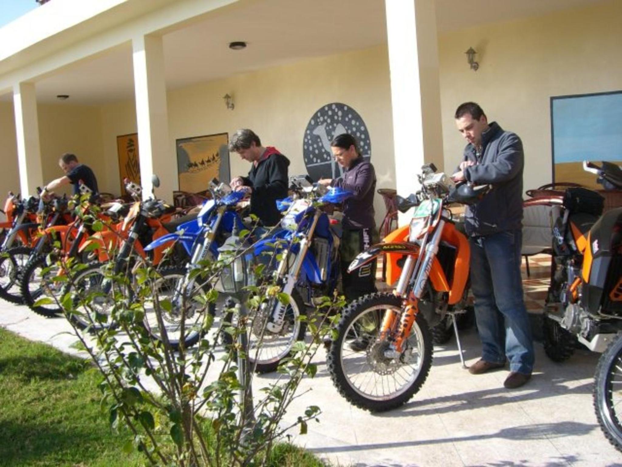 Photo 8