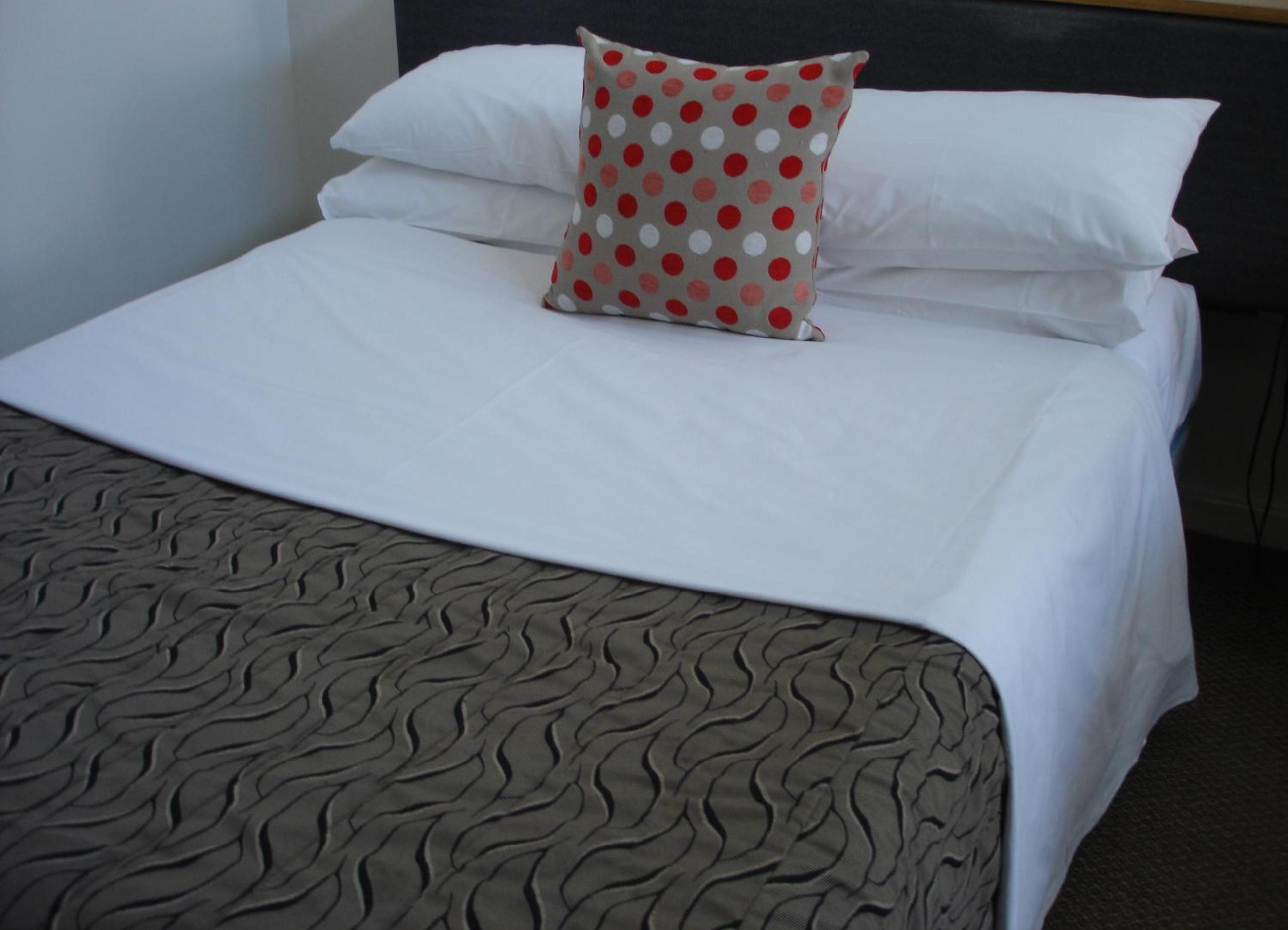 Burkes Hotel Motel