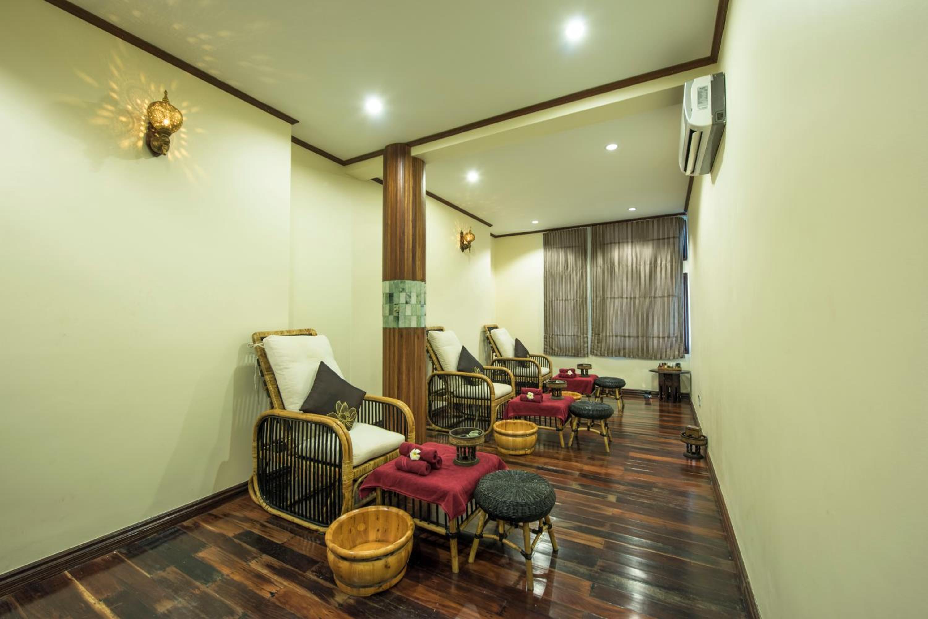 Jade Marina Resort and Spa