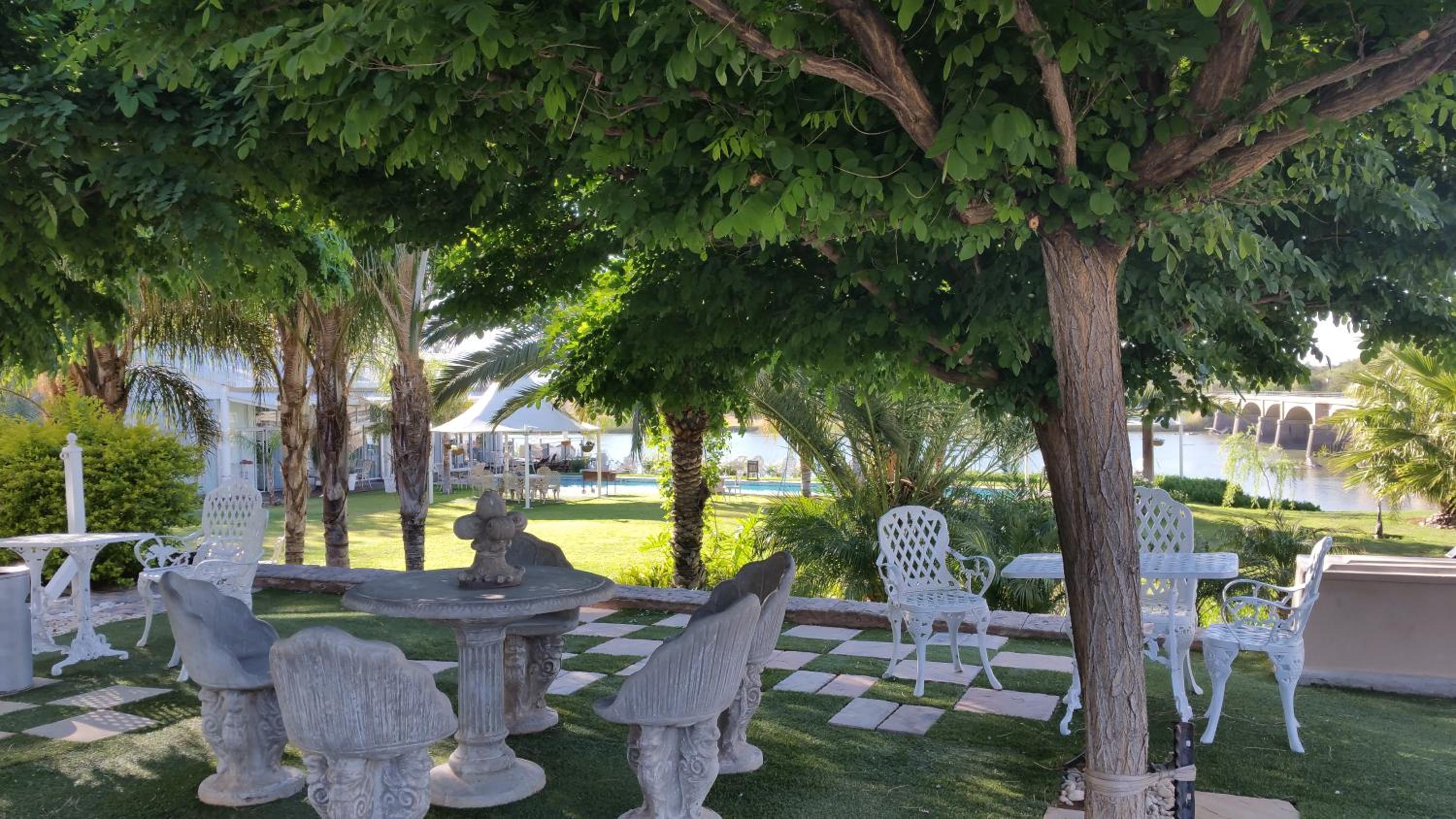 Belurana River Manor