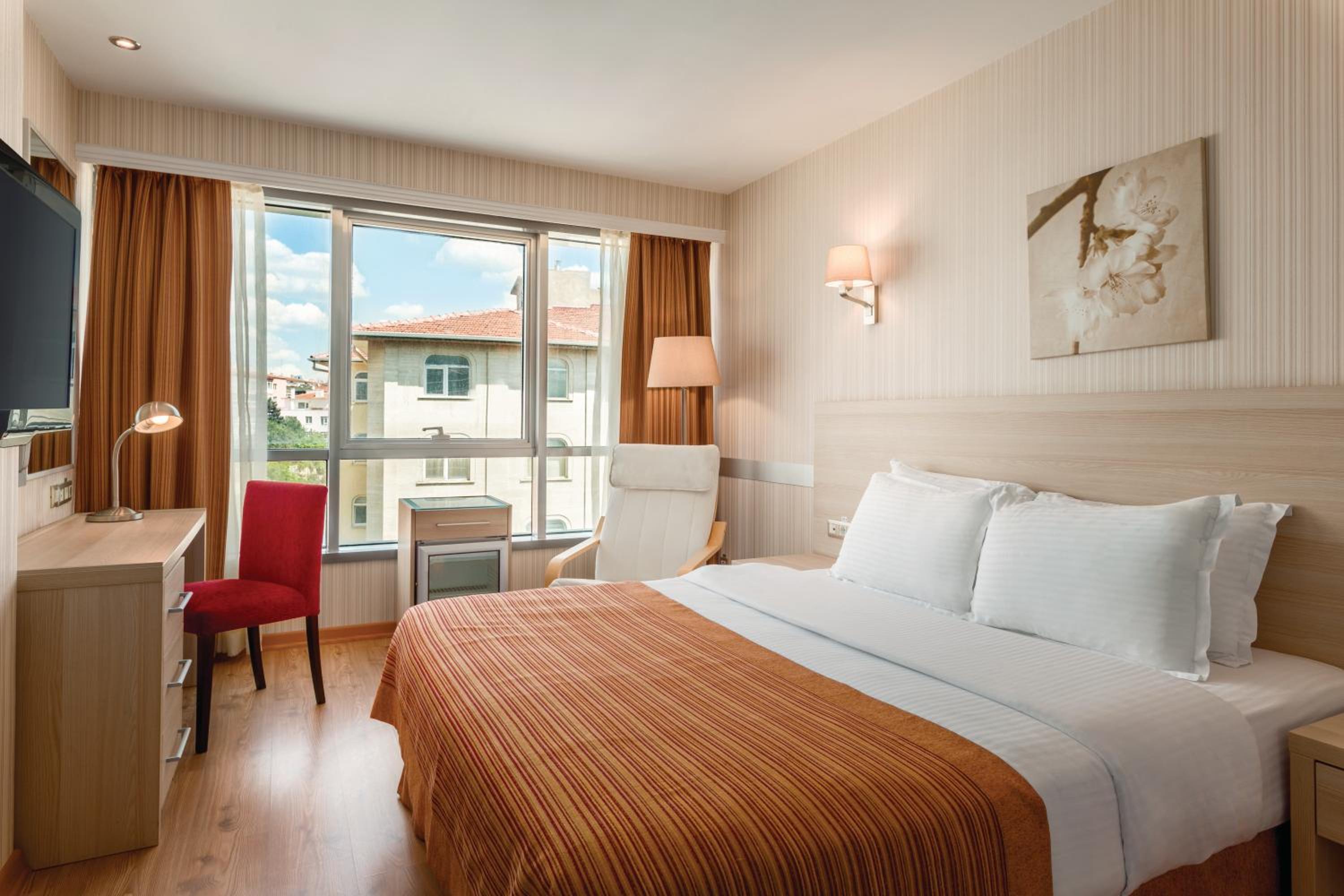 Ramada by Wyndham Ankara - Image 29