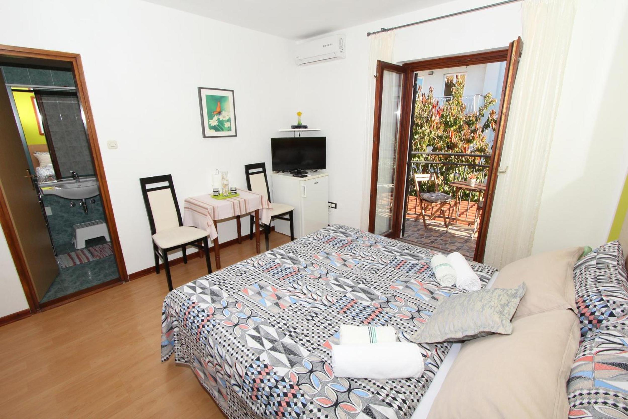 Rooms and Apartment Matosevic