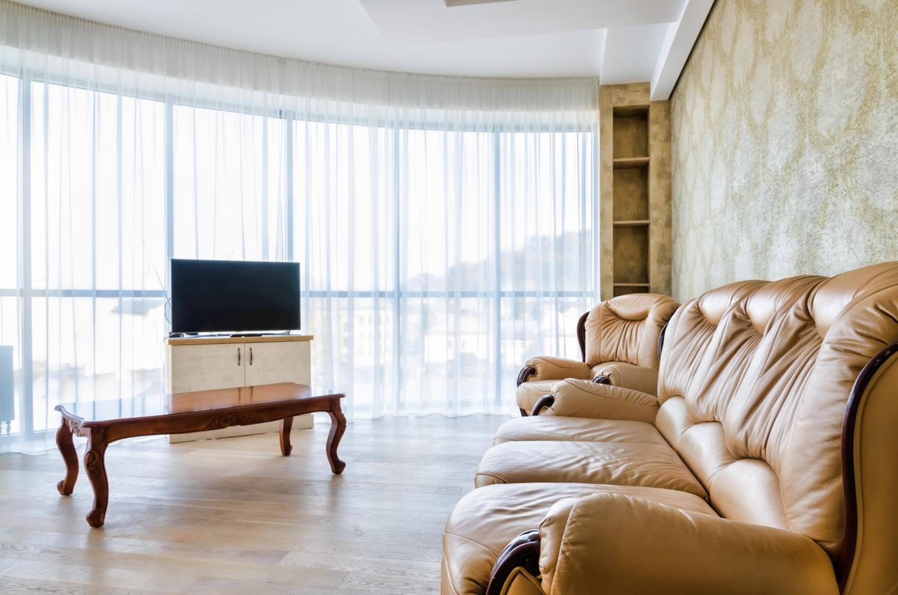 LEOGRAND Apartments z Panoramoyu Lvova view 2