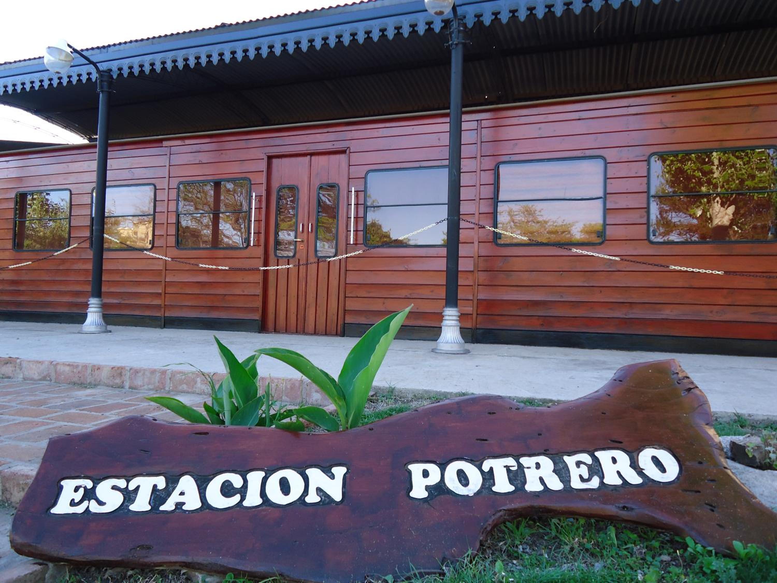 Estacion Potrero Cabañas y Habitaciones