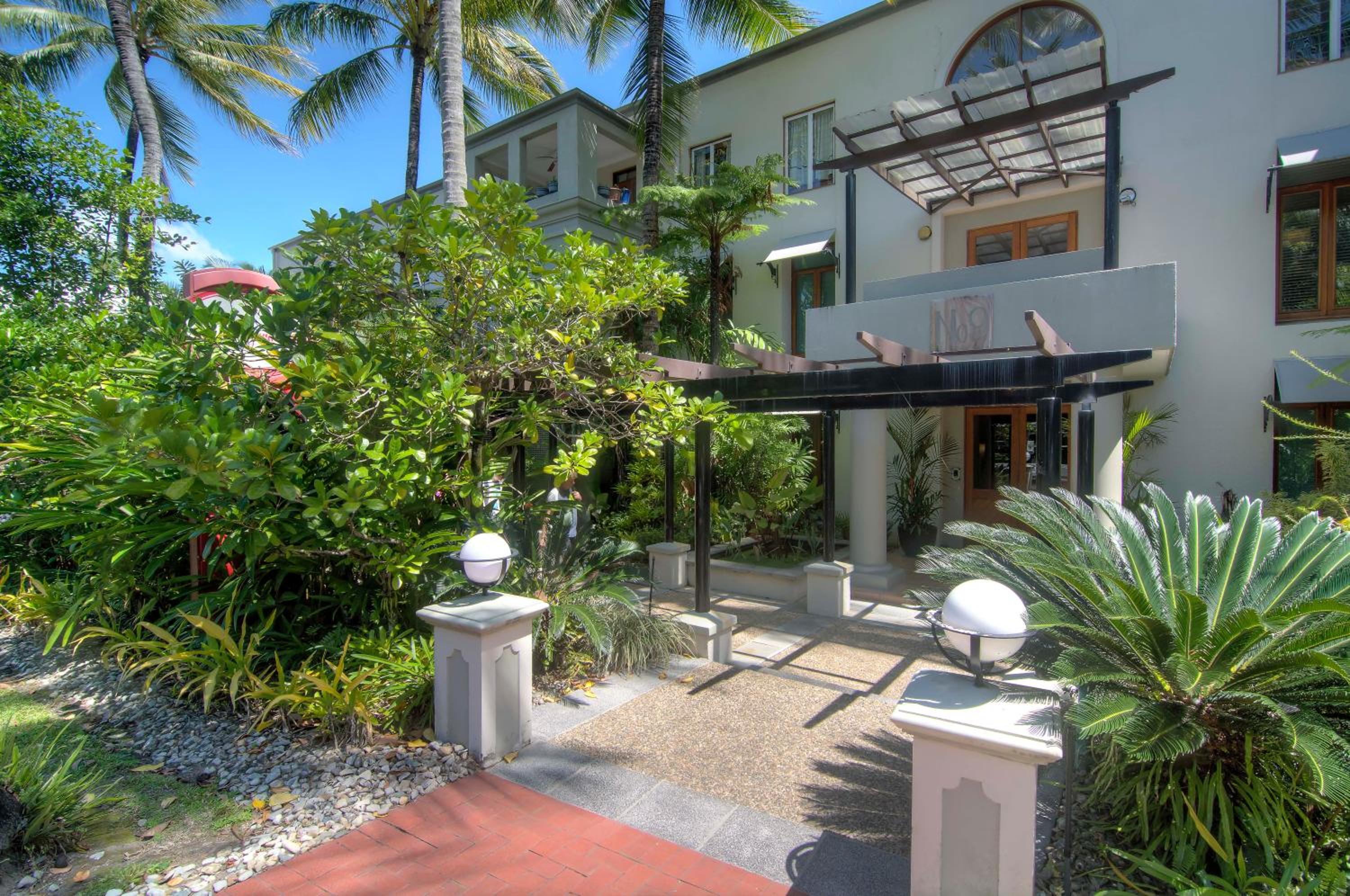 Hotel Luxury Penthouse 5 BDR 3 Bath Twin Rain Showers 365 sq mtrs - Image 1