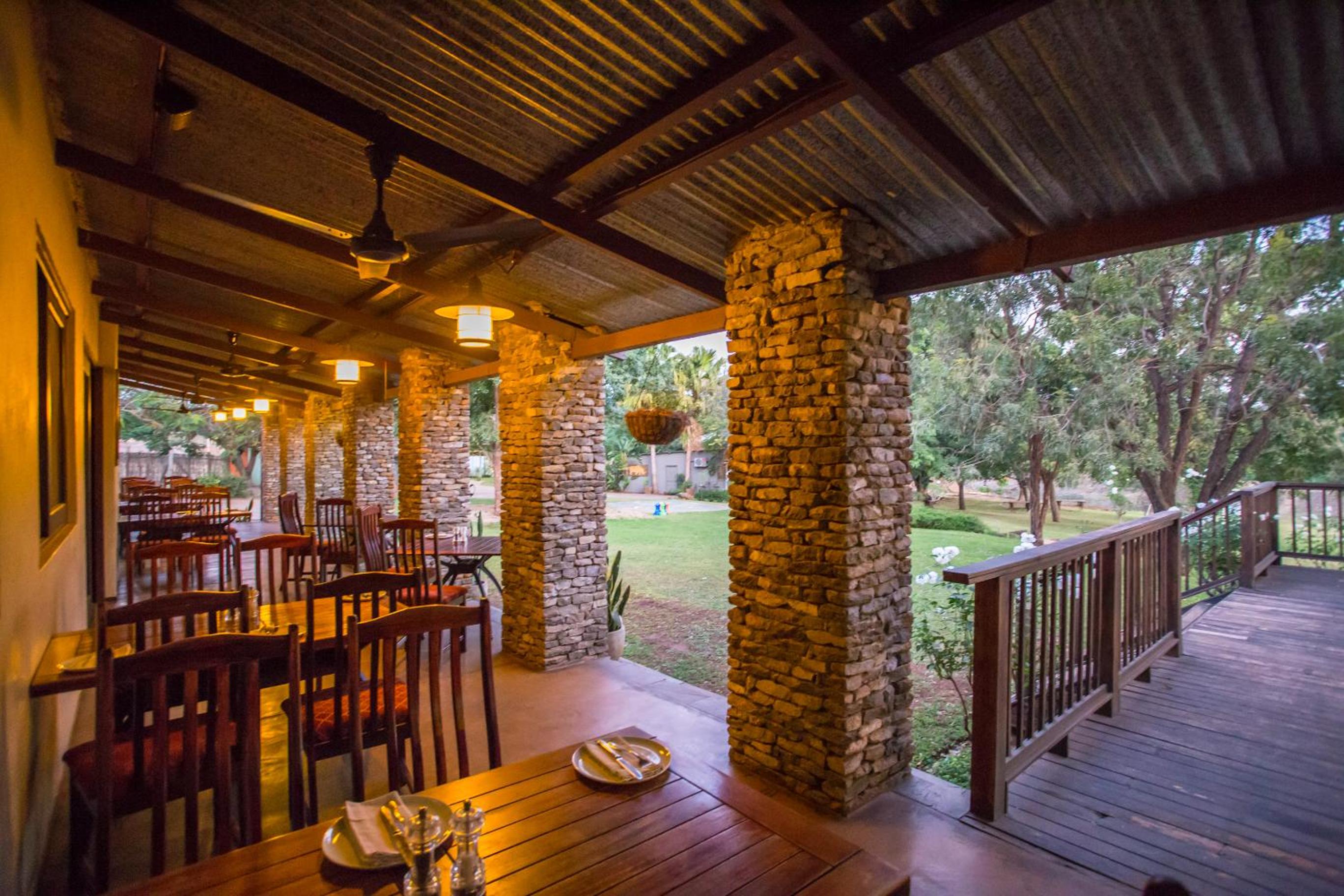 Hamiltons Lodge & Restaurant