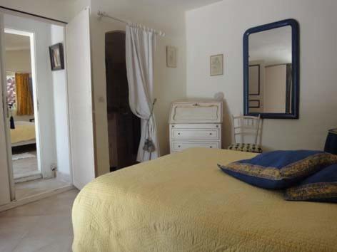 L'Amandari - Provence holidays - Chambres d'hôtes avec jardin, piscine, jacuzzi, climatisation