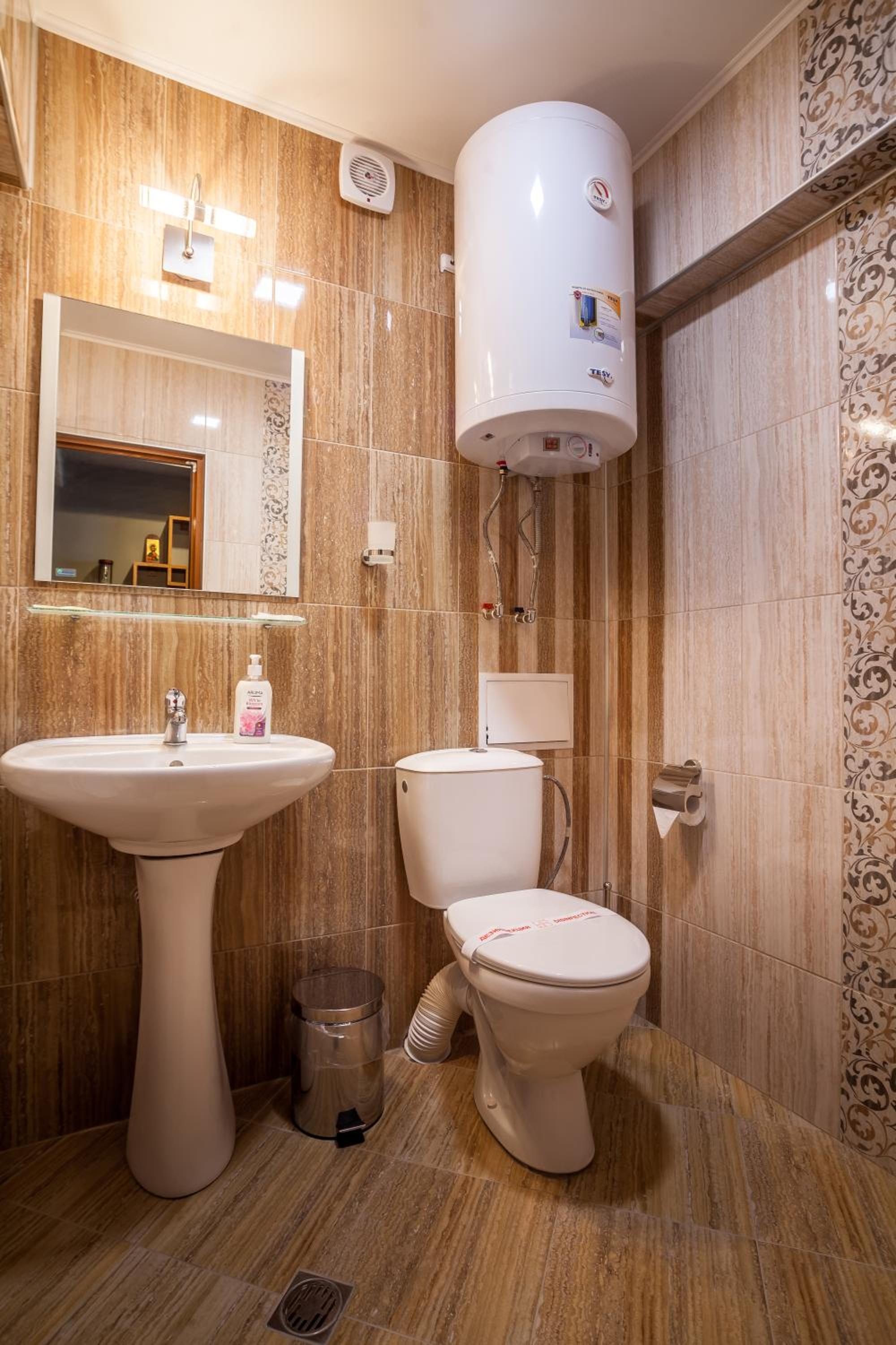 Panorama Top Floor Rooms in Hotel Tundzha