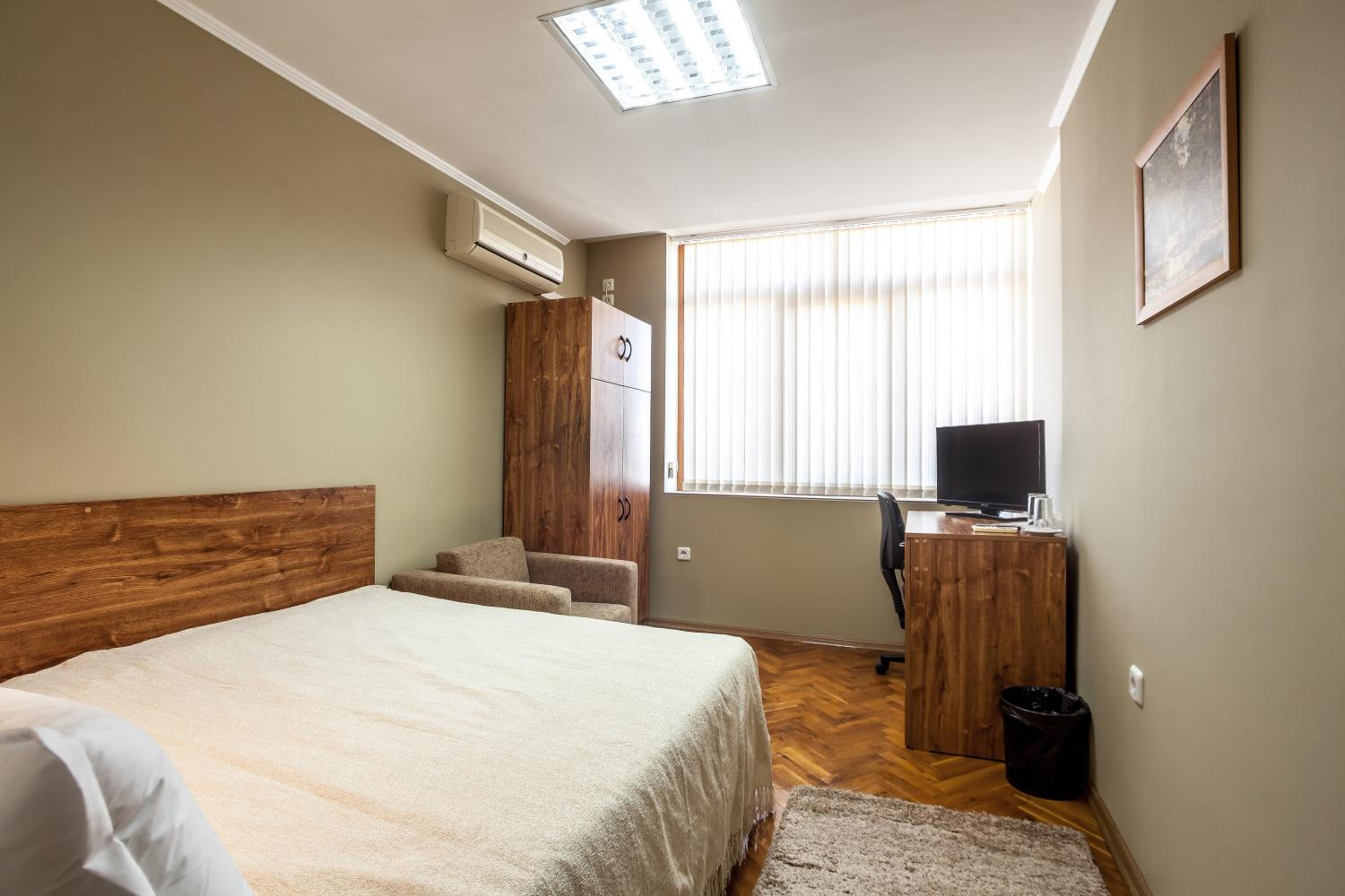 Panorama Top Floor Rooms in Hotel Tundzha