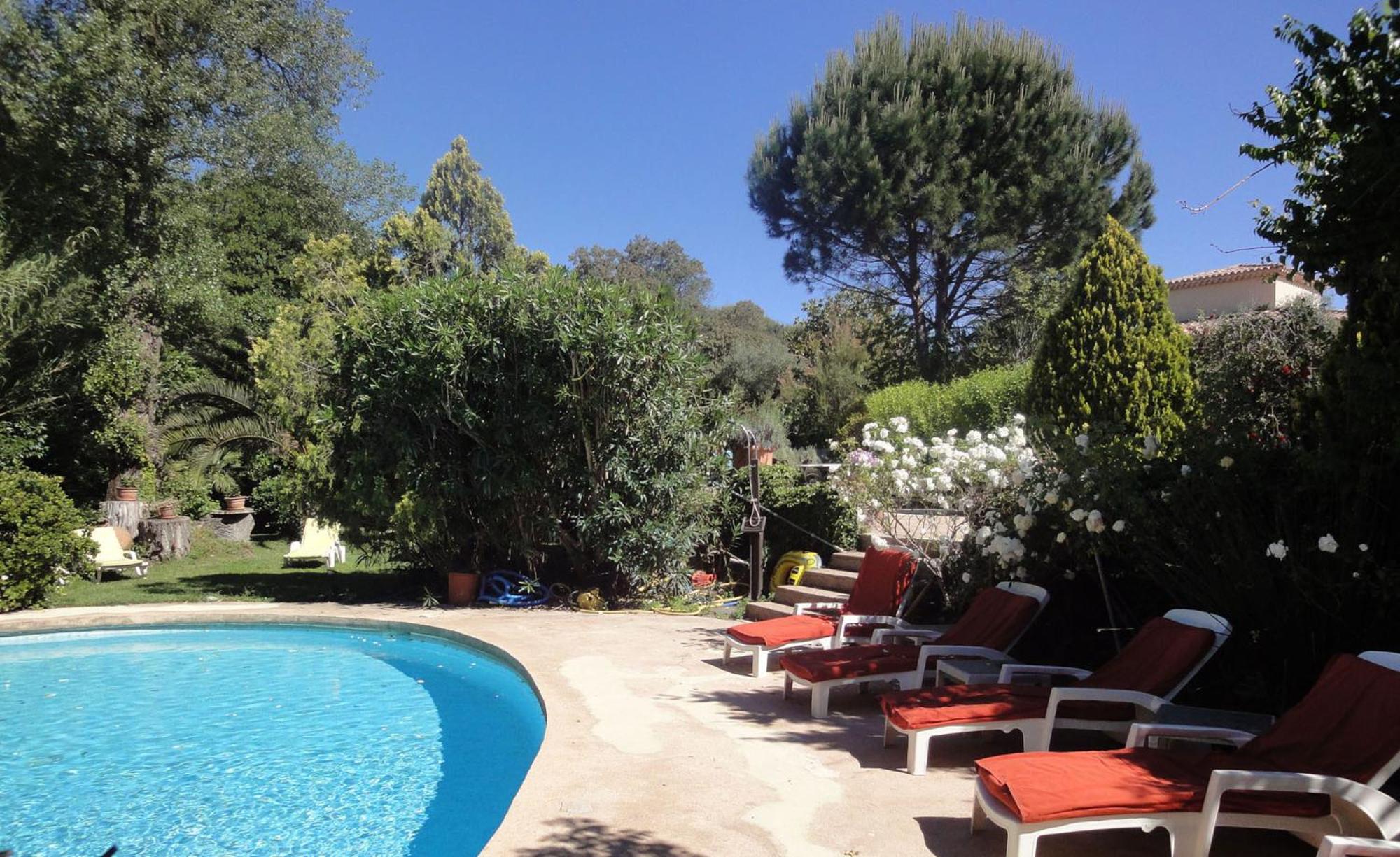 L'Amandari - Provence holidays - Chambres d'hôtes avec jardin, piscine, jacuzzi, climatisation