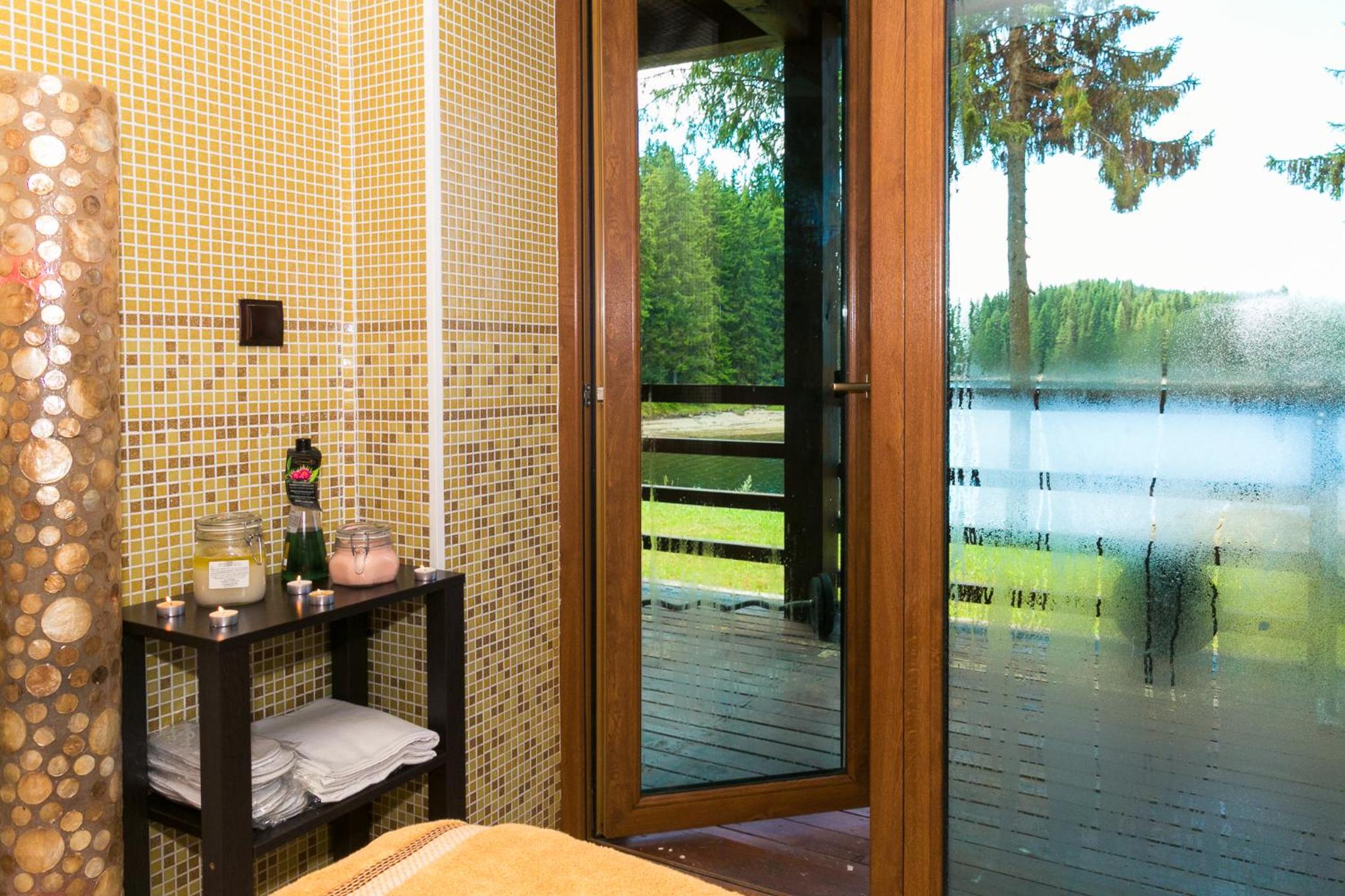 Romantica Forest Guest House