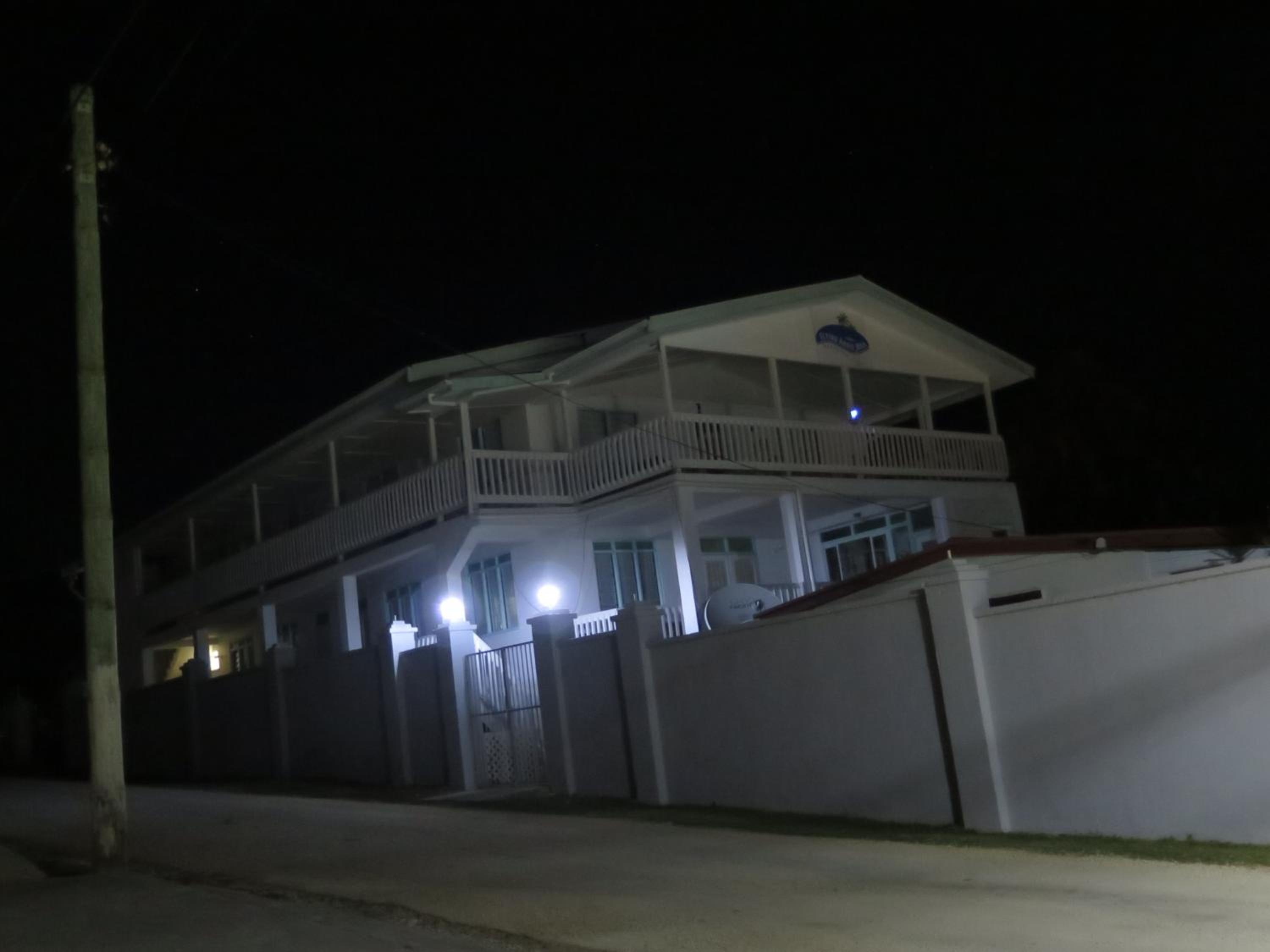 Photo 48