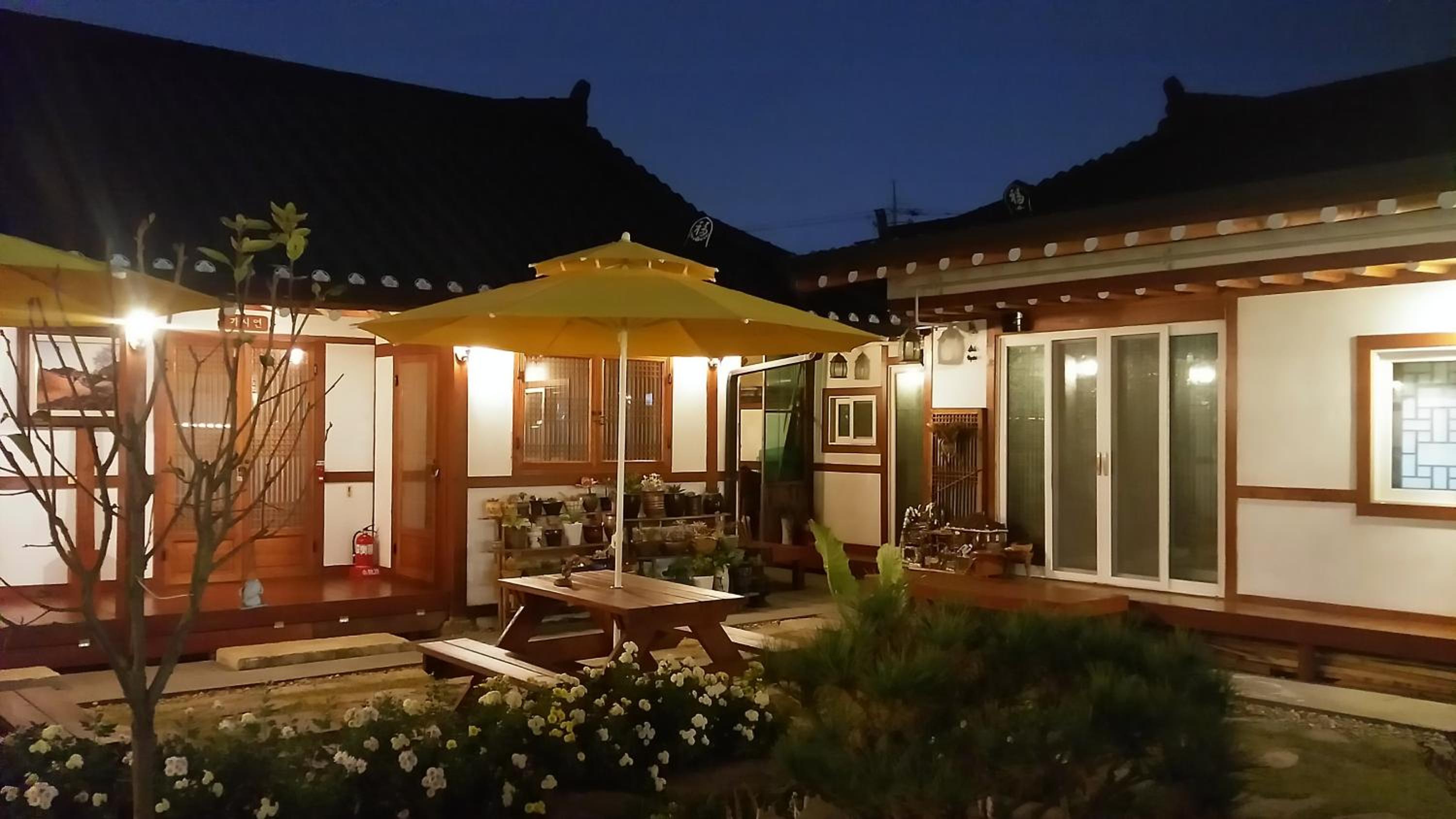 Hanok Raon