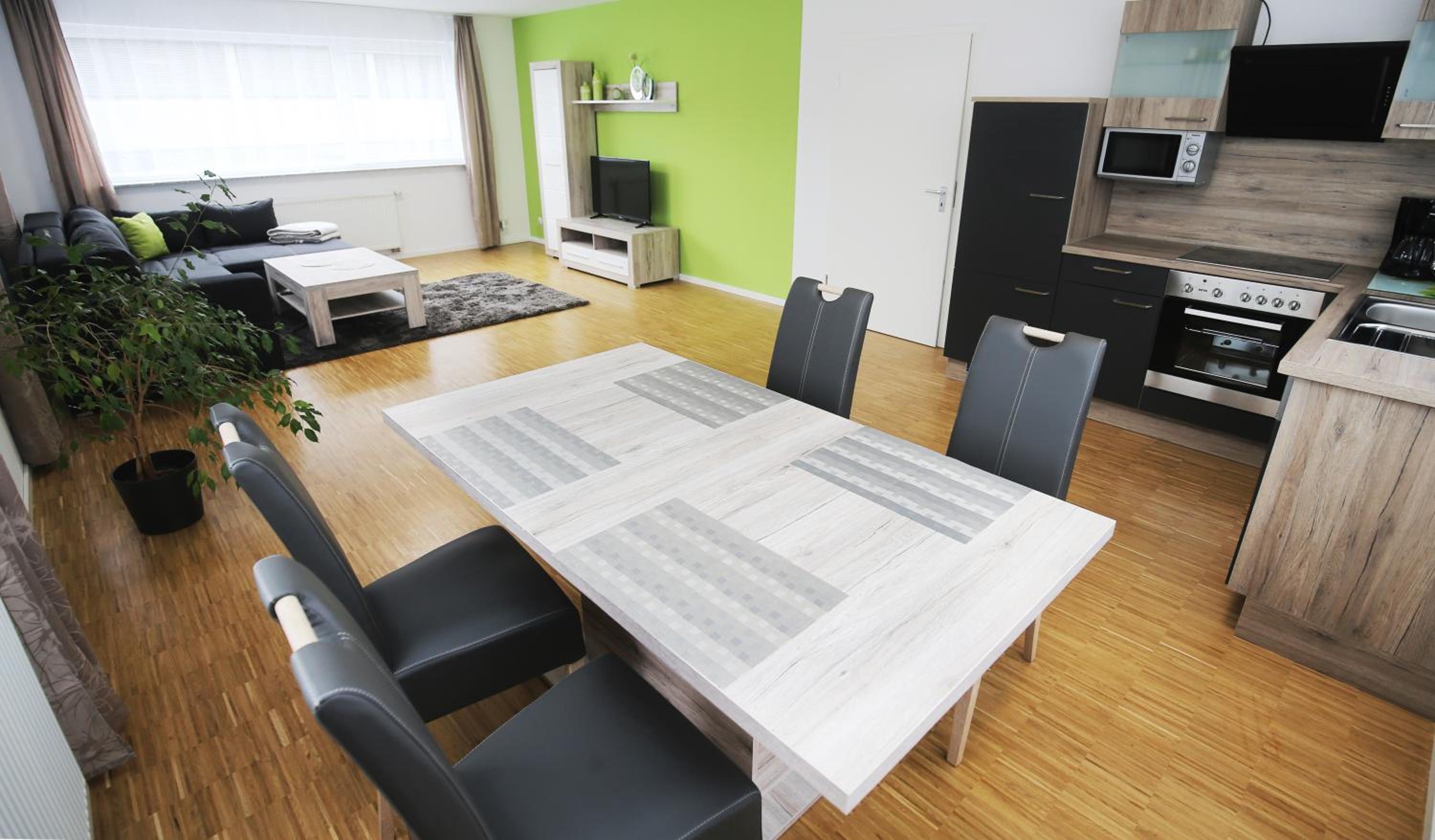 Photo 51