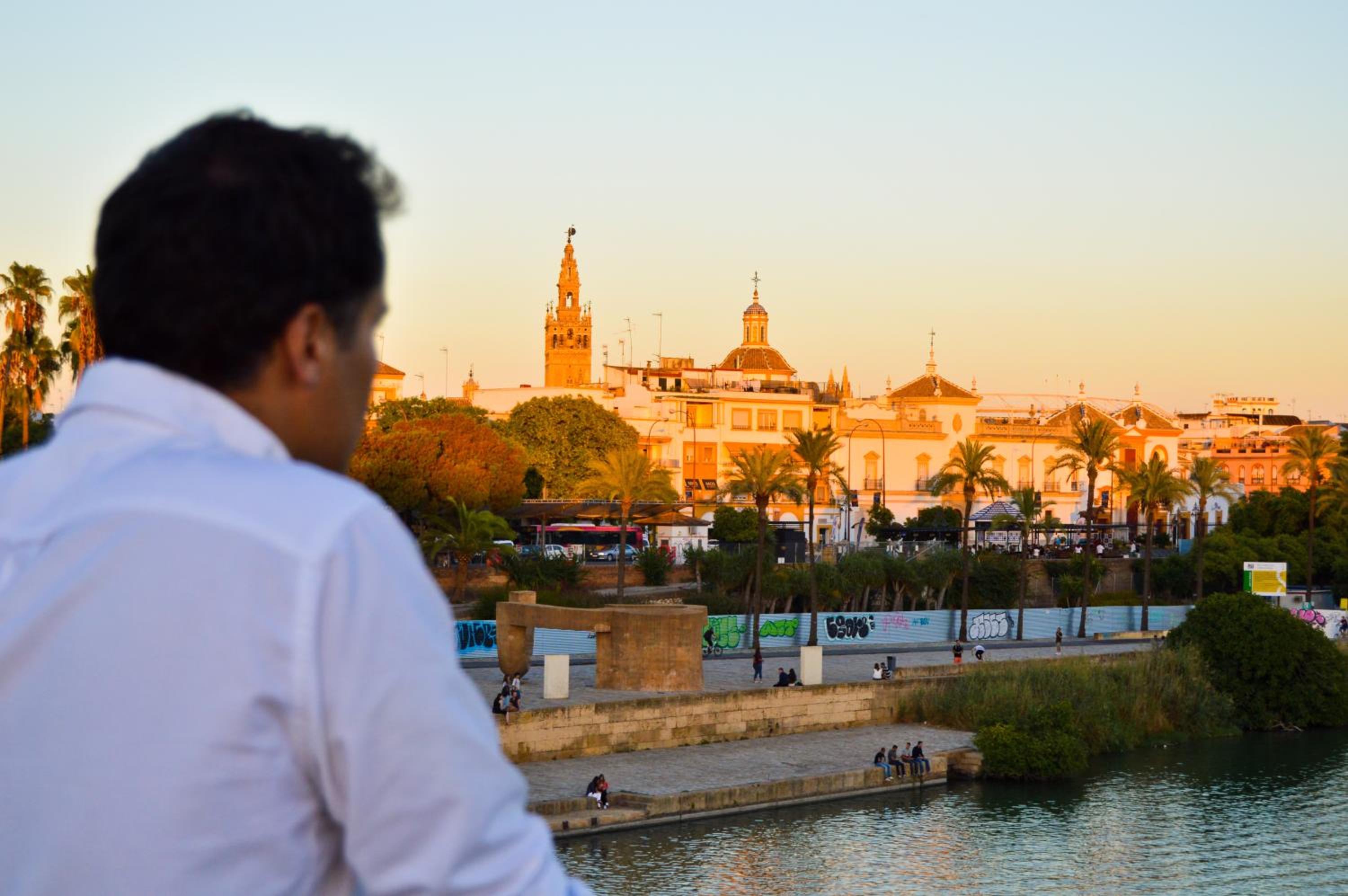 The Zentral Arenal Suites