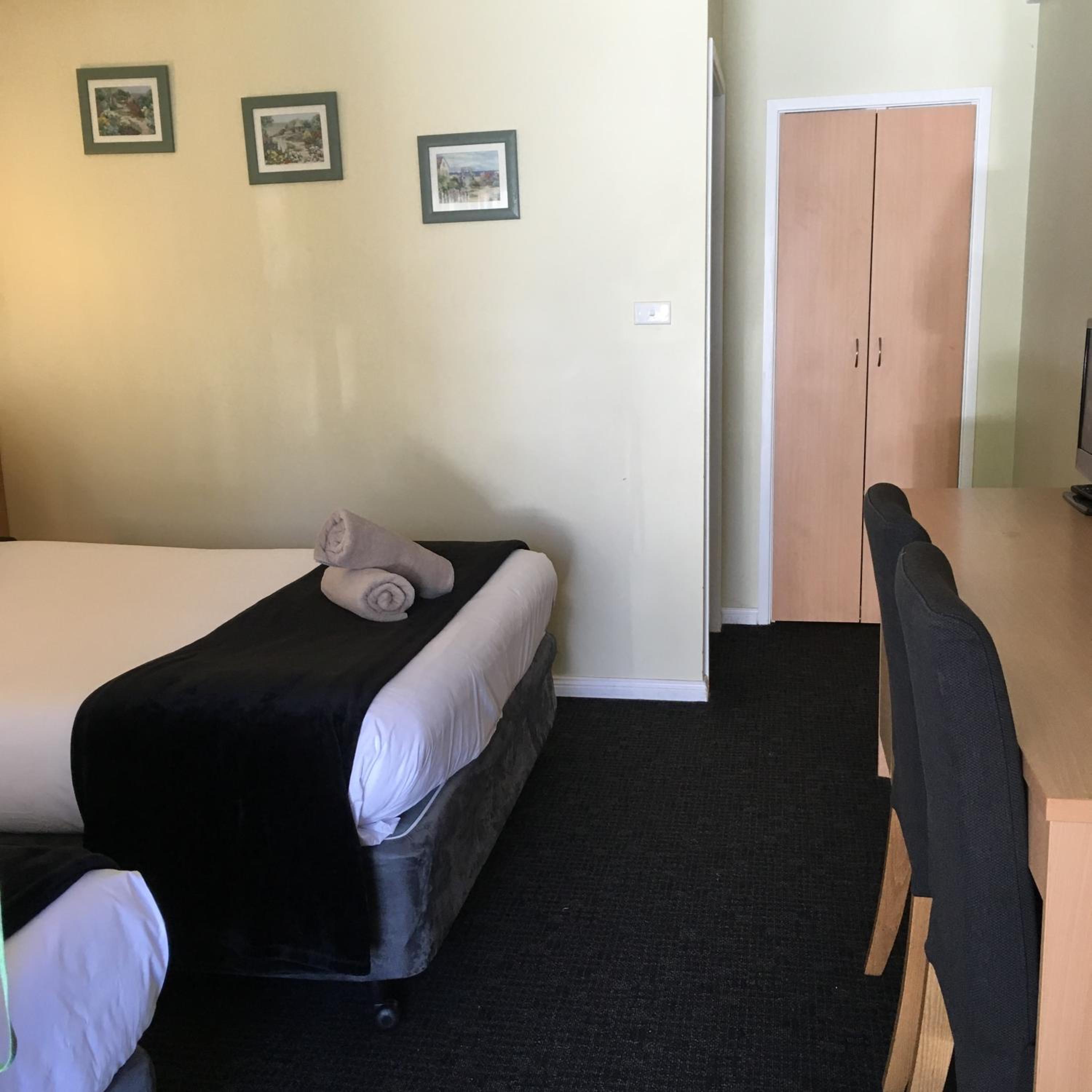 Sky Rider Motor Inn