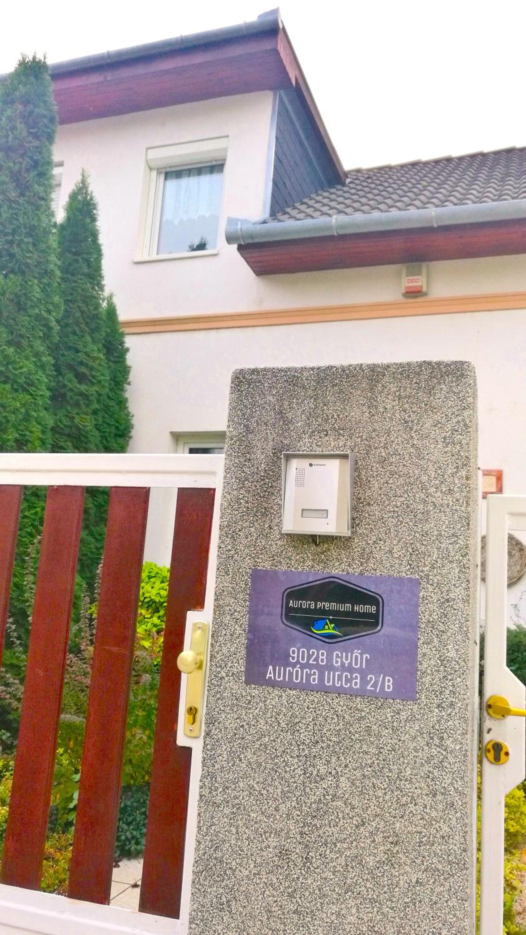 Aurora Premium Home