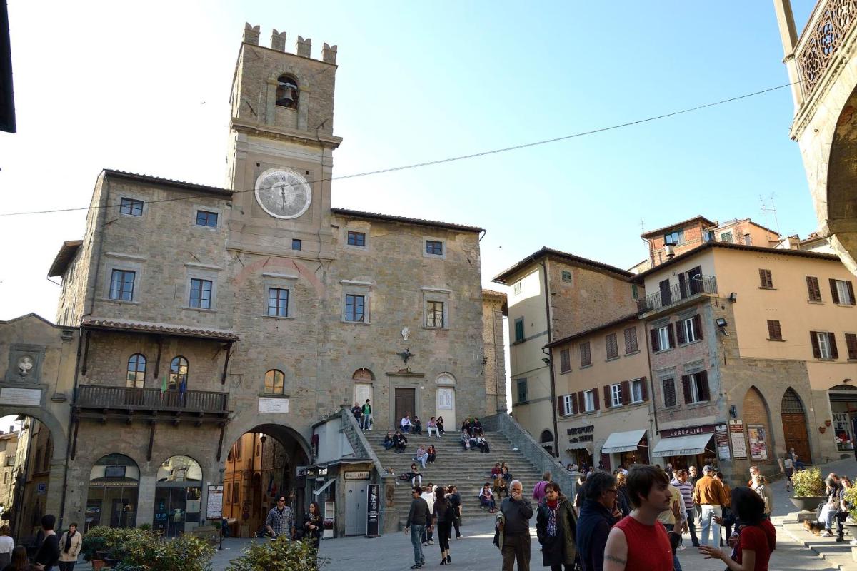 Cortona Charme