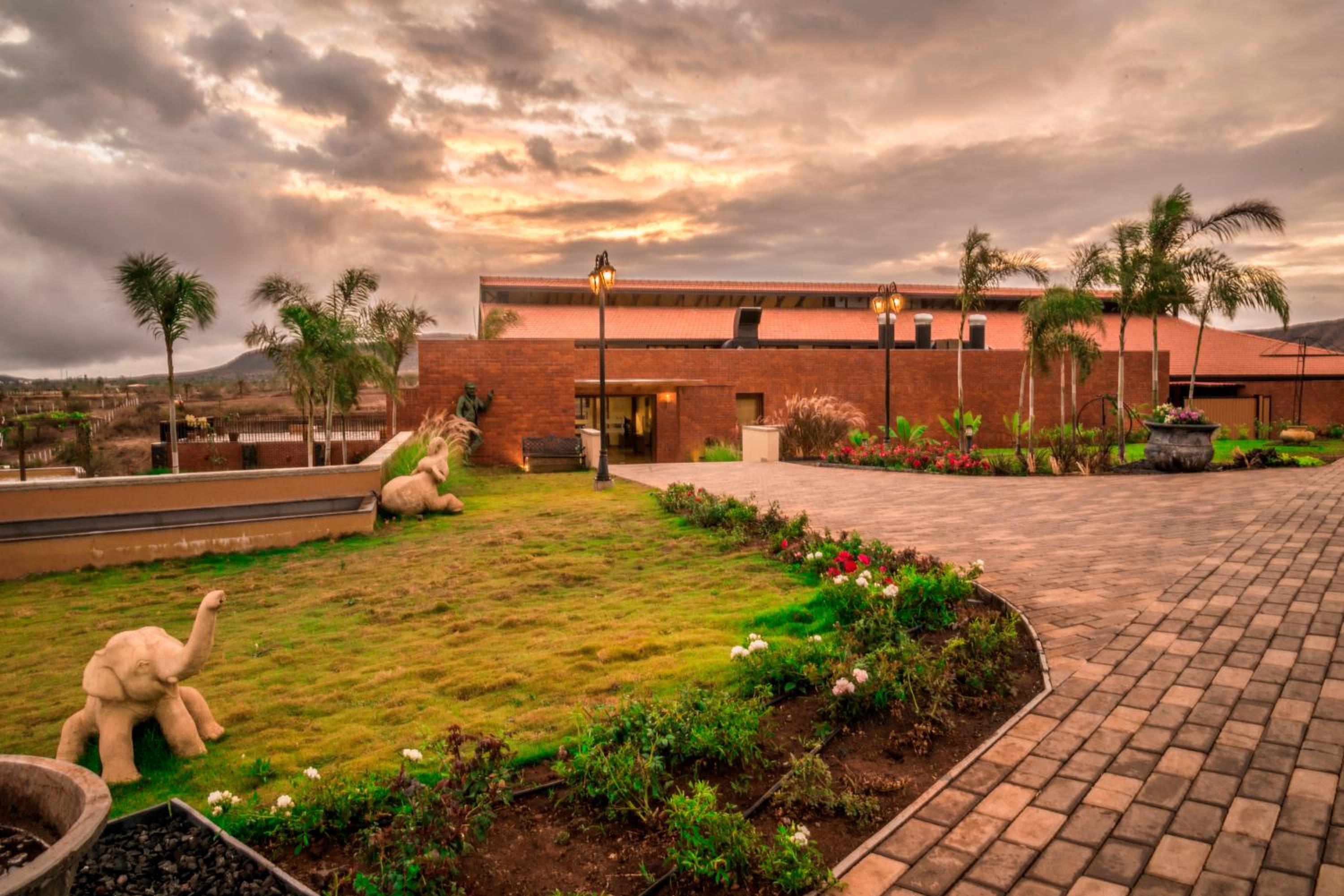 Grape County Eco Resort & Spa, Nashik Grape County Eco Resort & Spa, Nashik