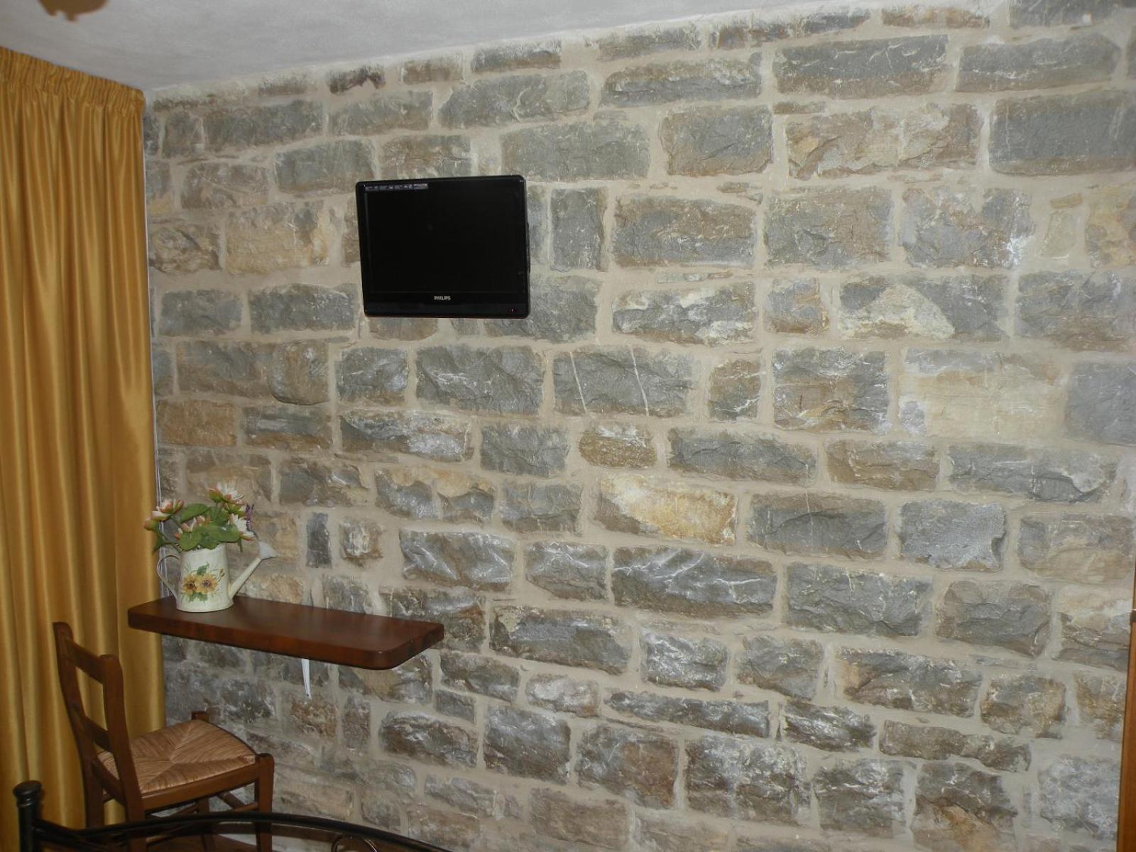 Photo 42