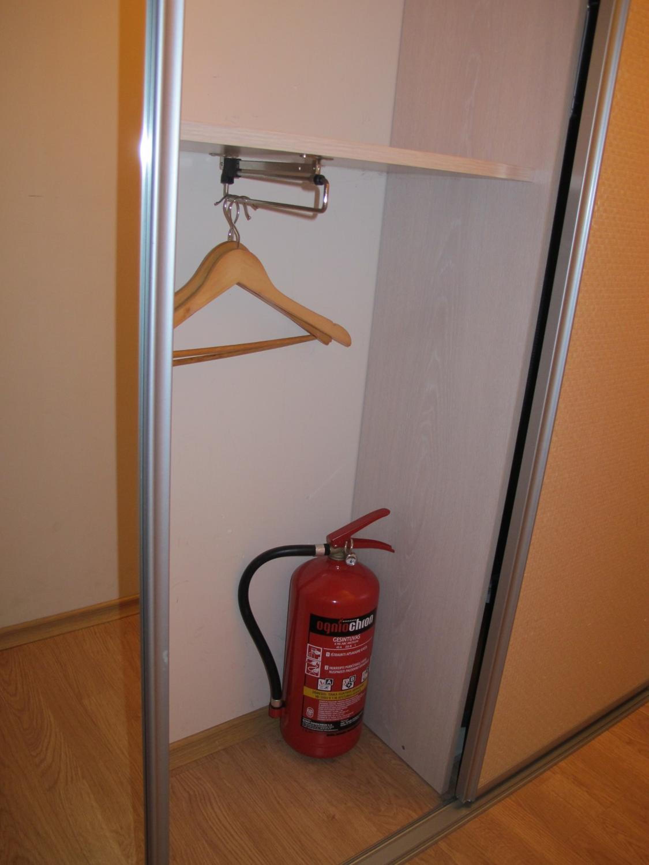 Photo 34