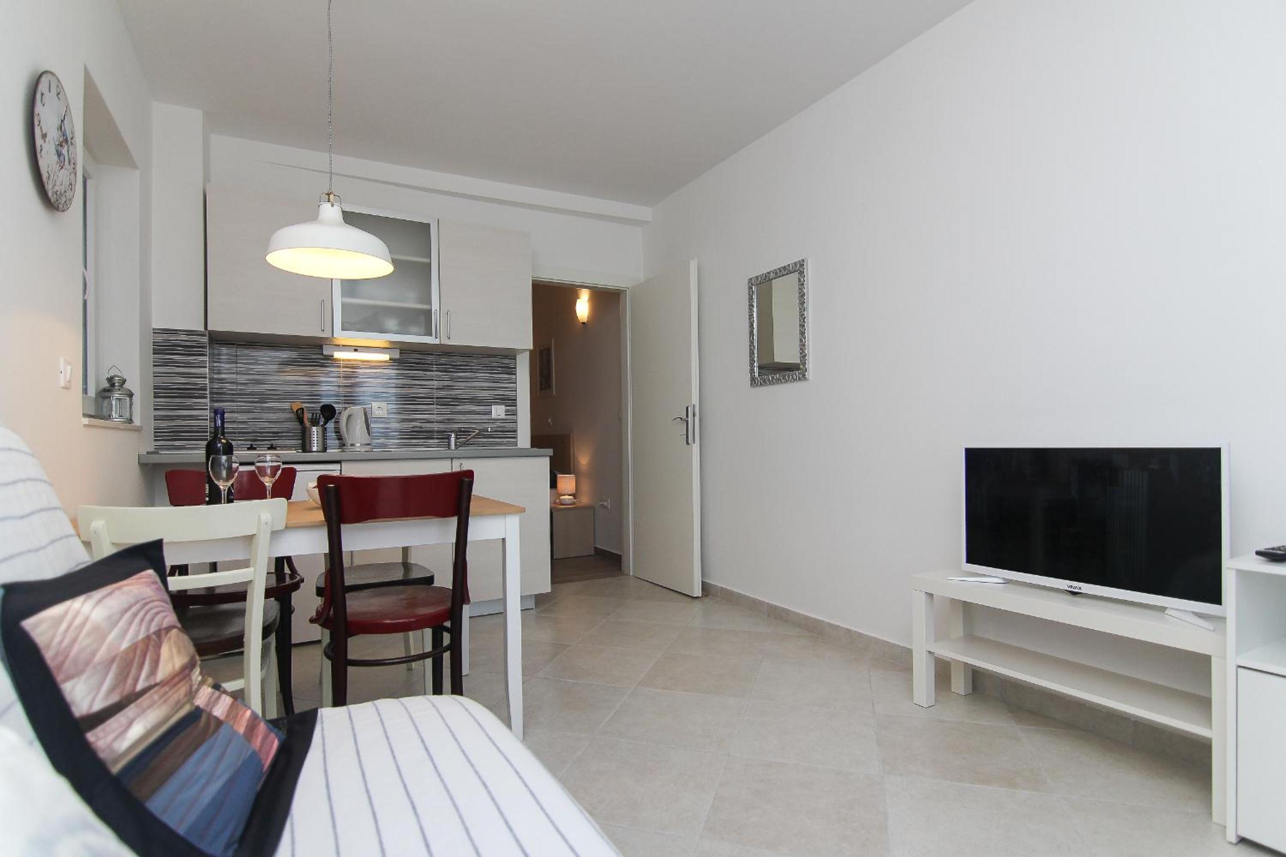 Apartments Nikolina