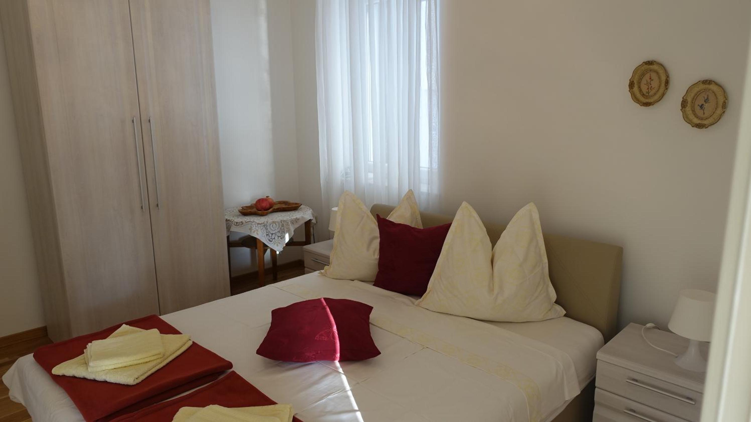 Apartments Lena