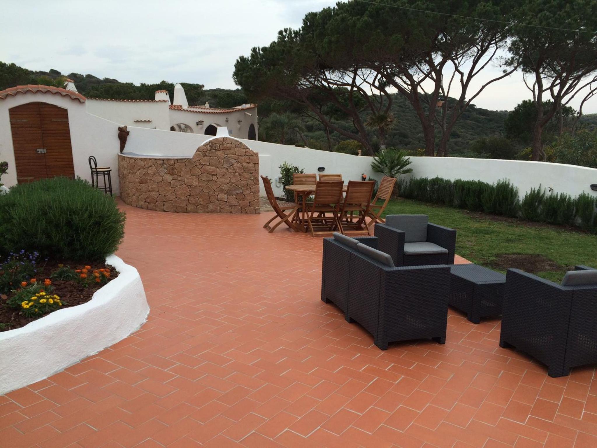 Villa Isola Rossa view 3