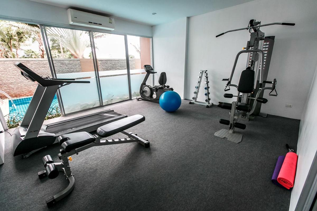 Chic Condominium Studio building A view 5