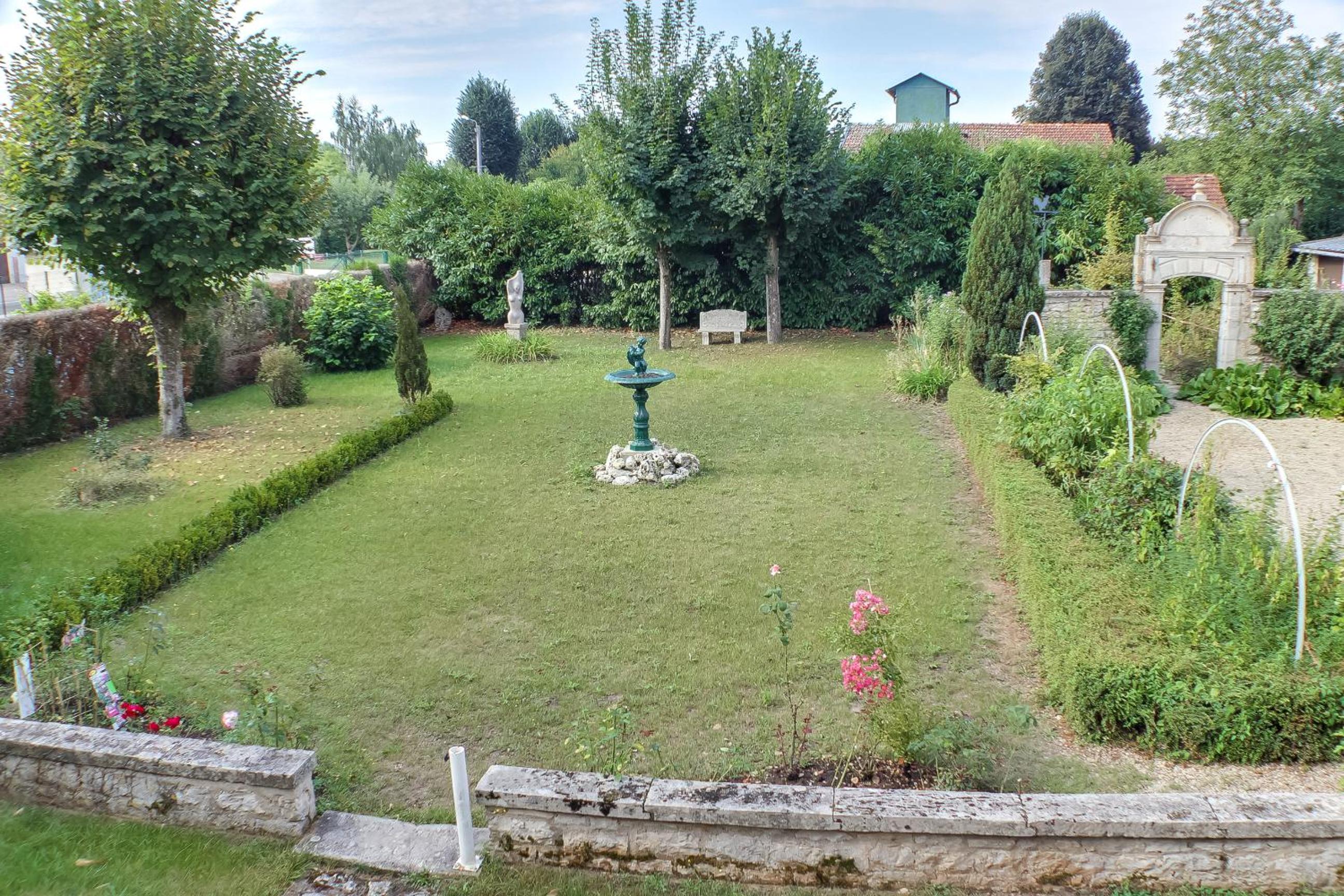 Photo 13
