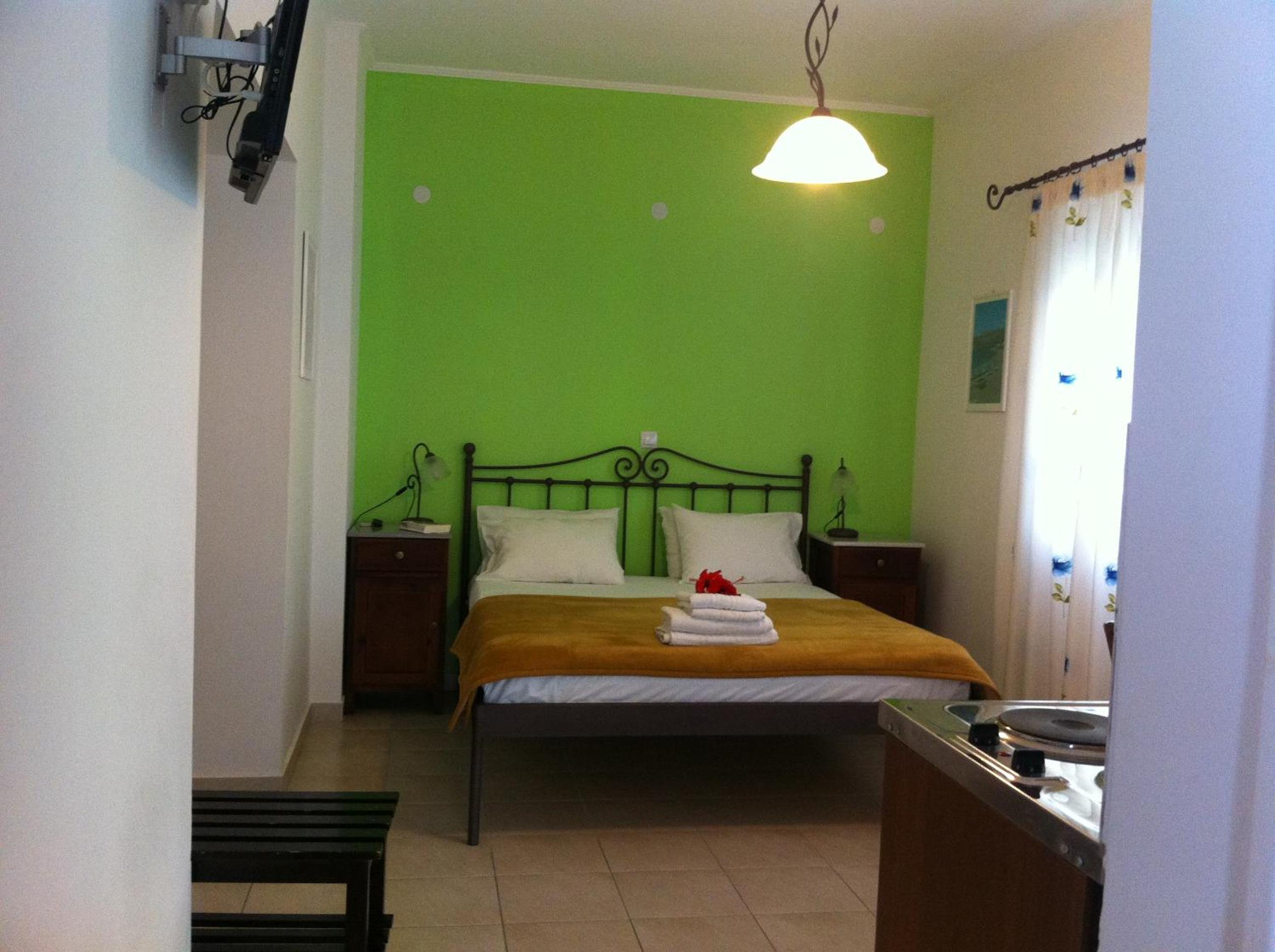 Photo 12