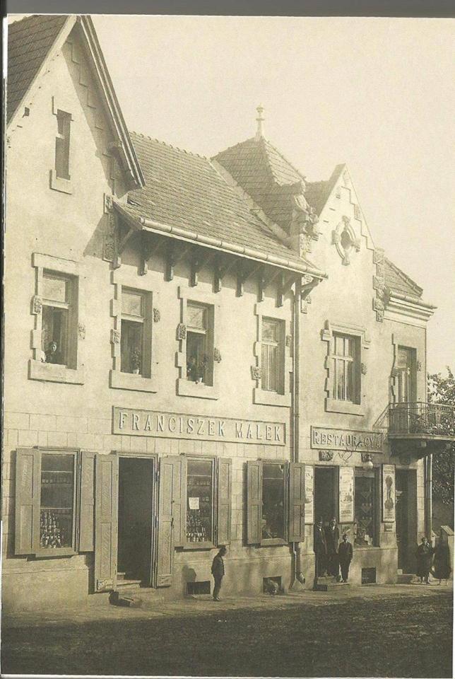 Regis Residence