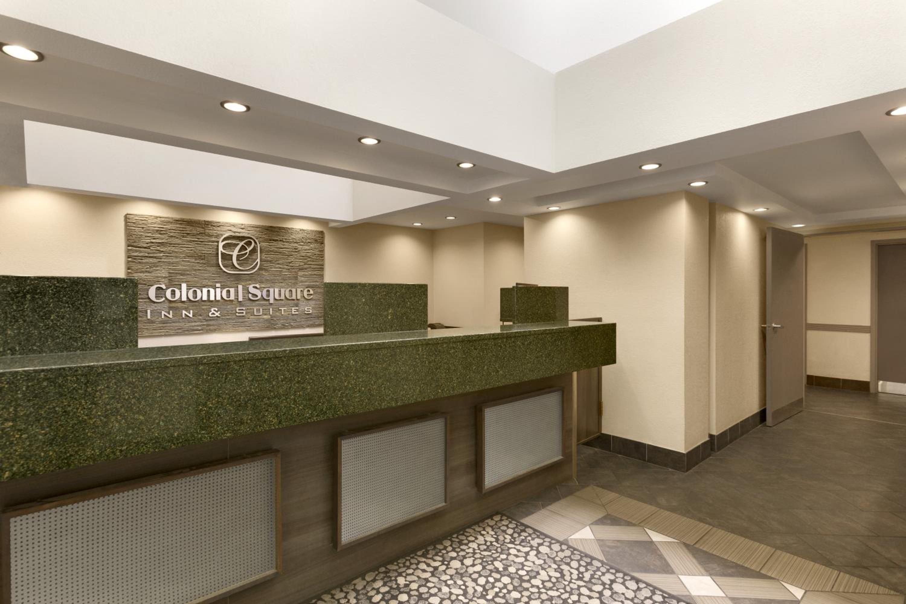 Colonial Square Inn & Suites