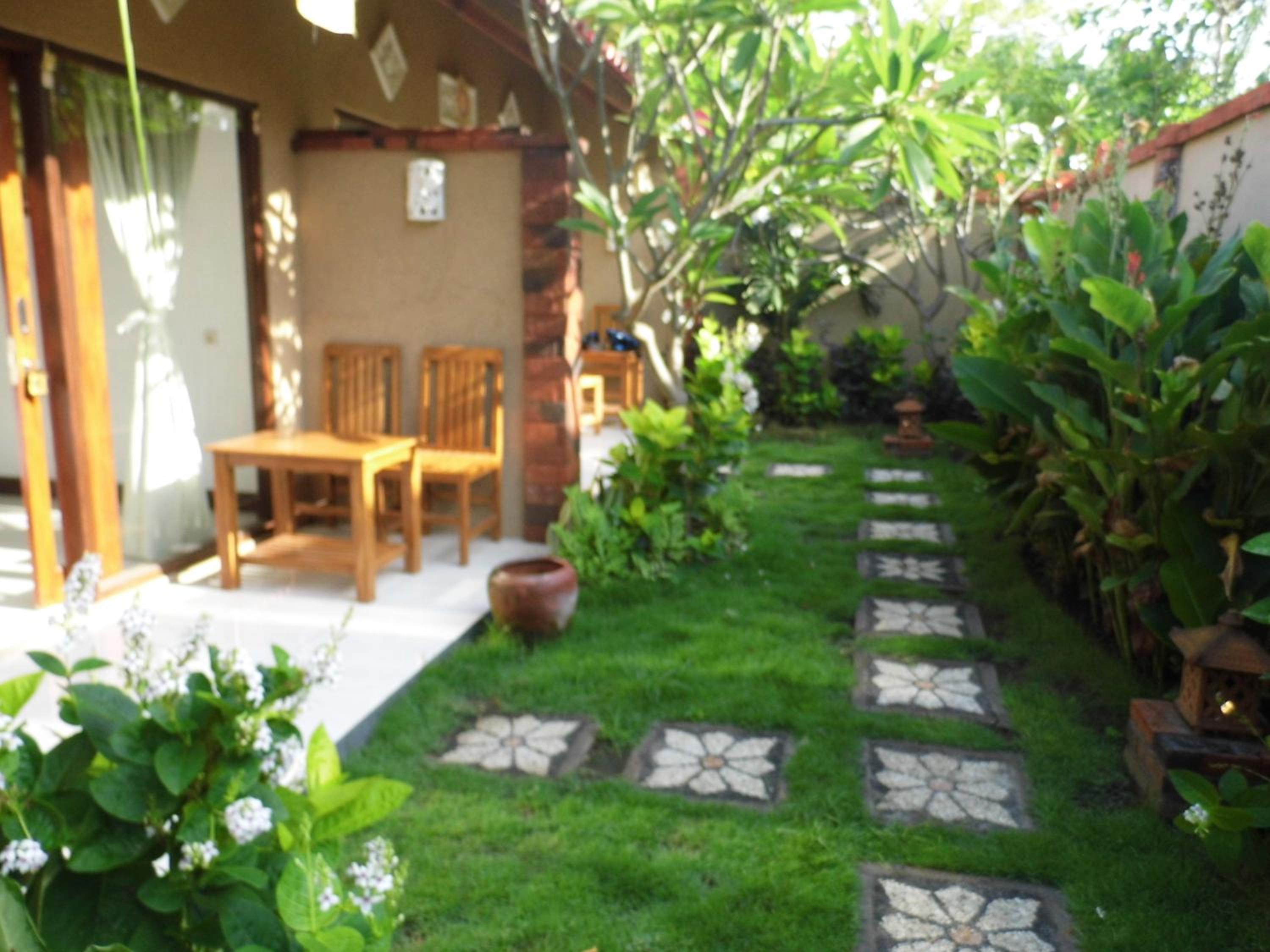 Made Taro - Menjangan Homestay, Banyuwedang - 18