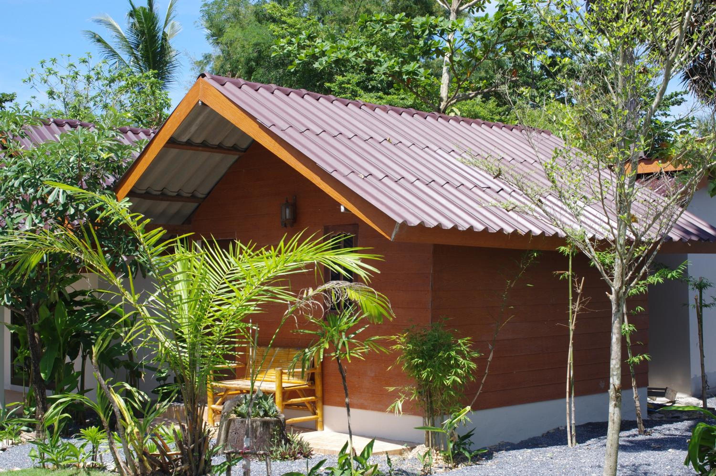 Thai House Beach Resort