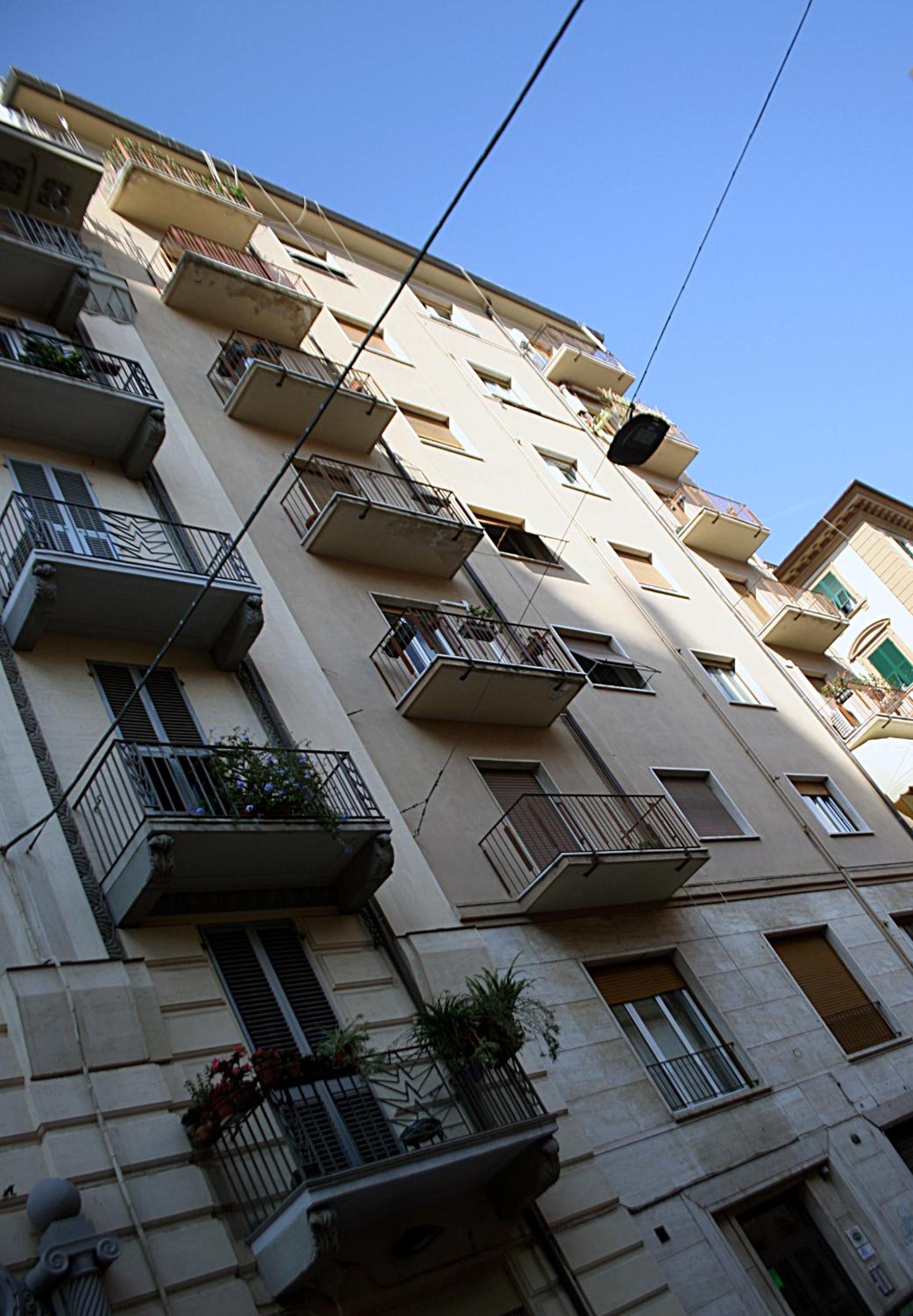 Hotel Elite 19 - Image 1