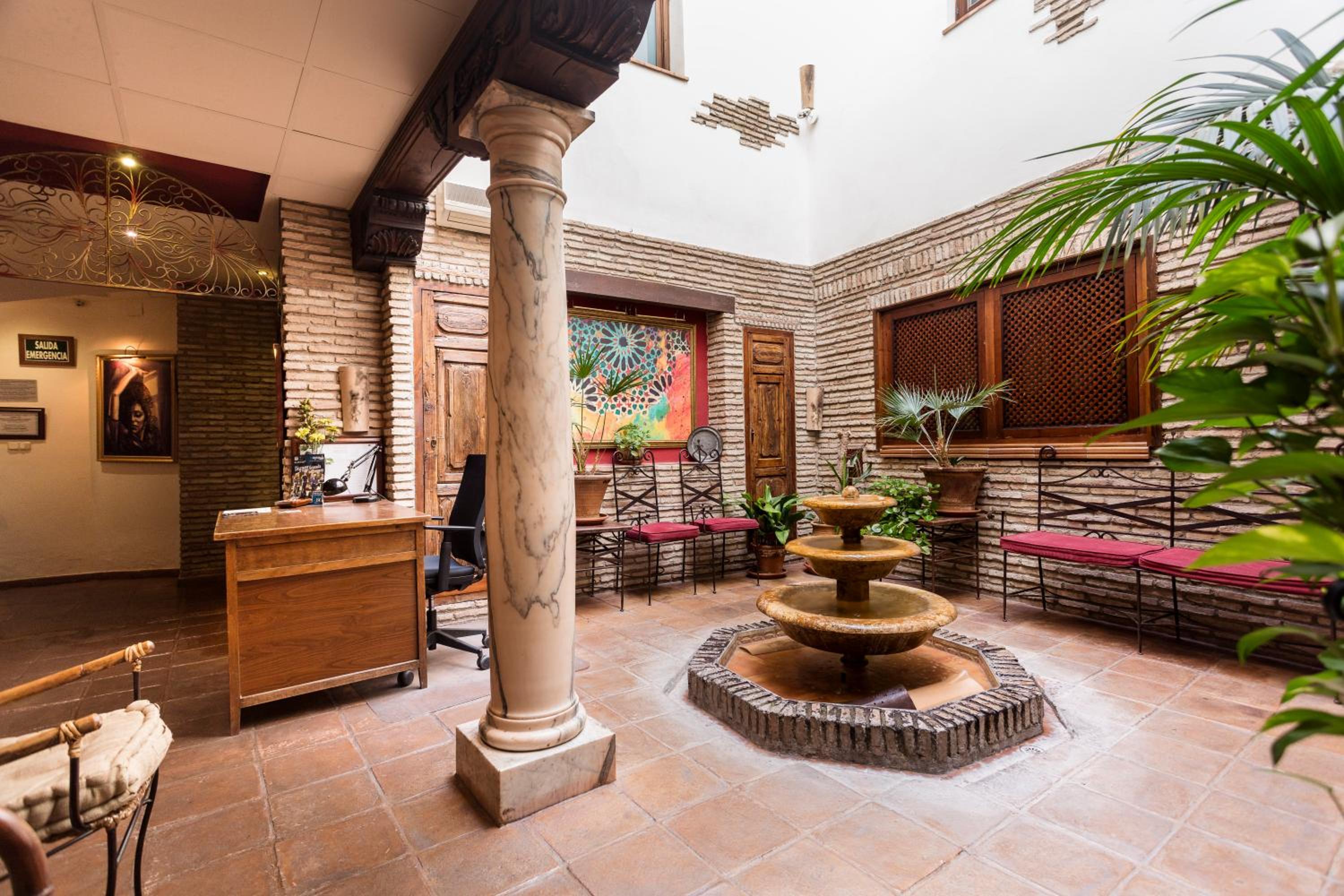 Hotel Arte Vida Suites & Spa - Image 1