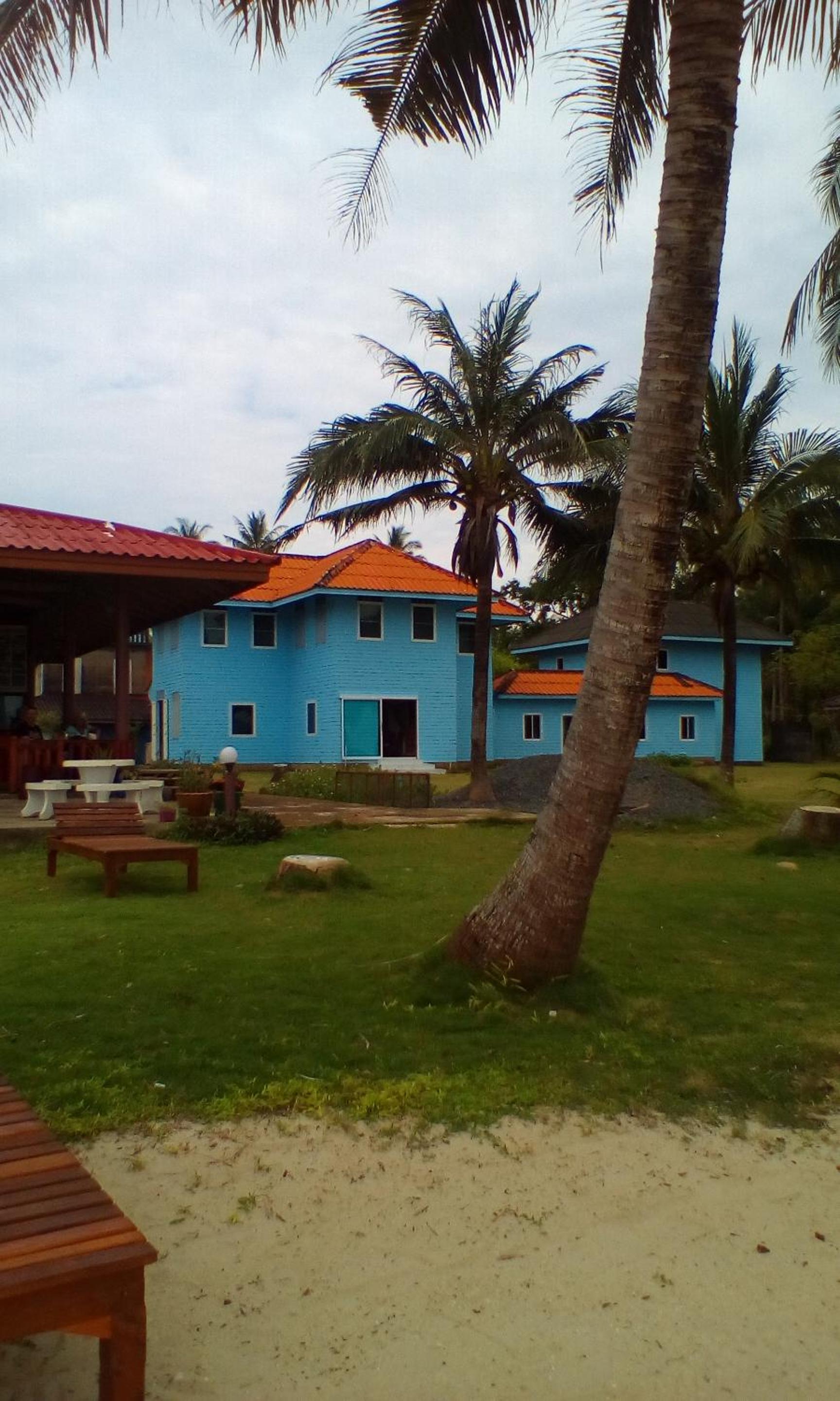 Happy Days Resort
