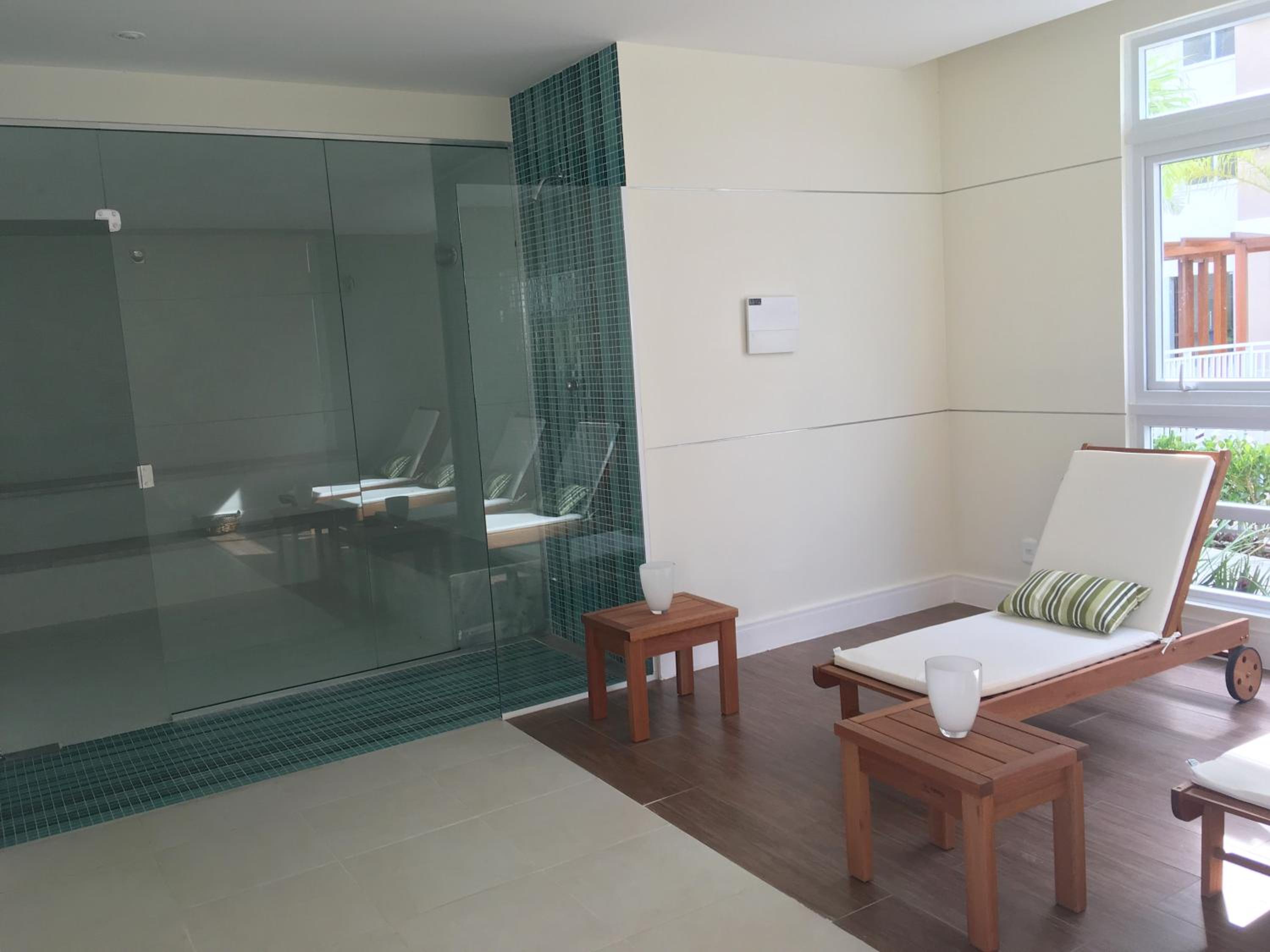 Suites W-Riocentro
