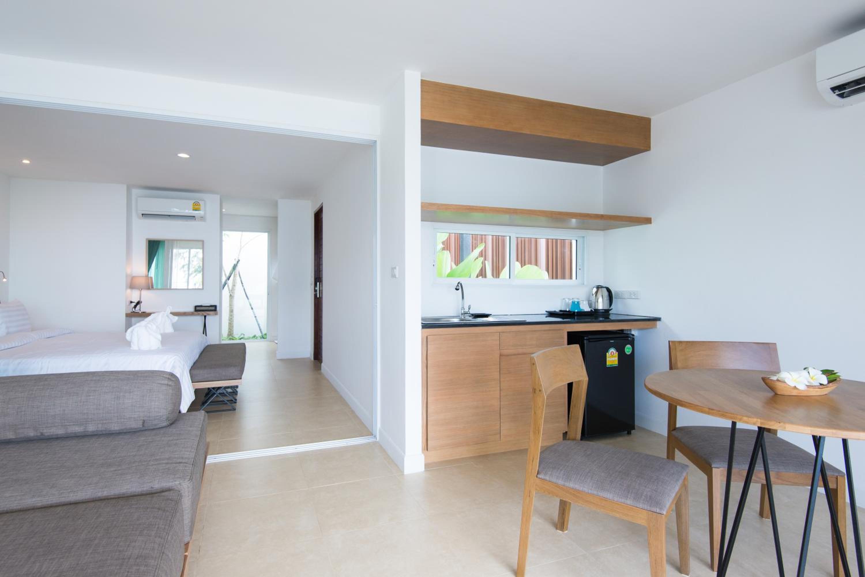 SEAnery Beach Resort