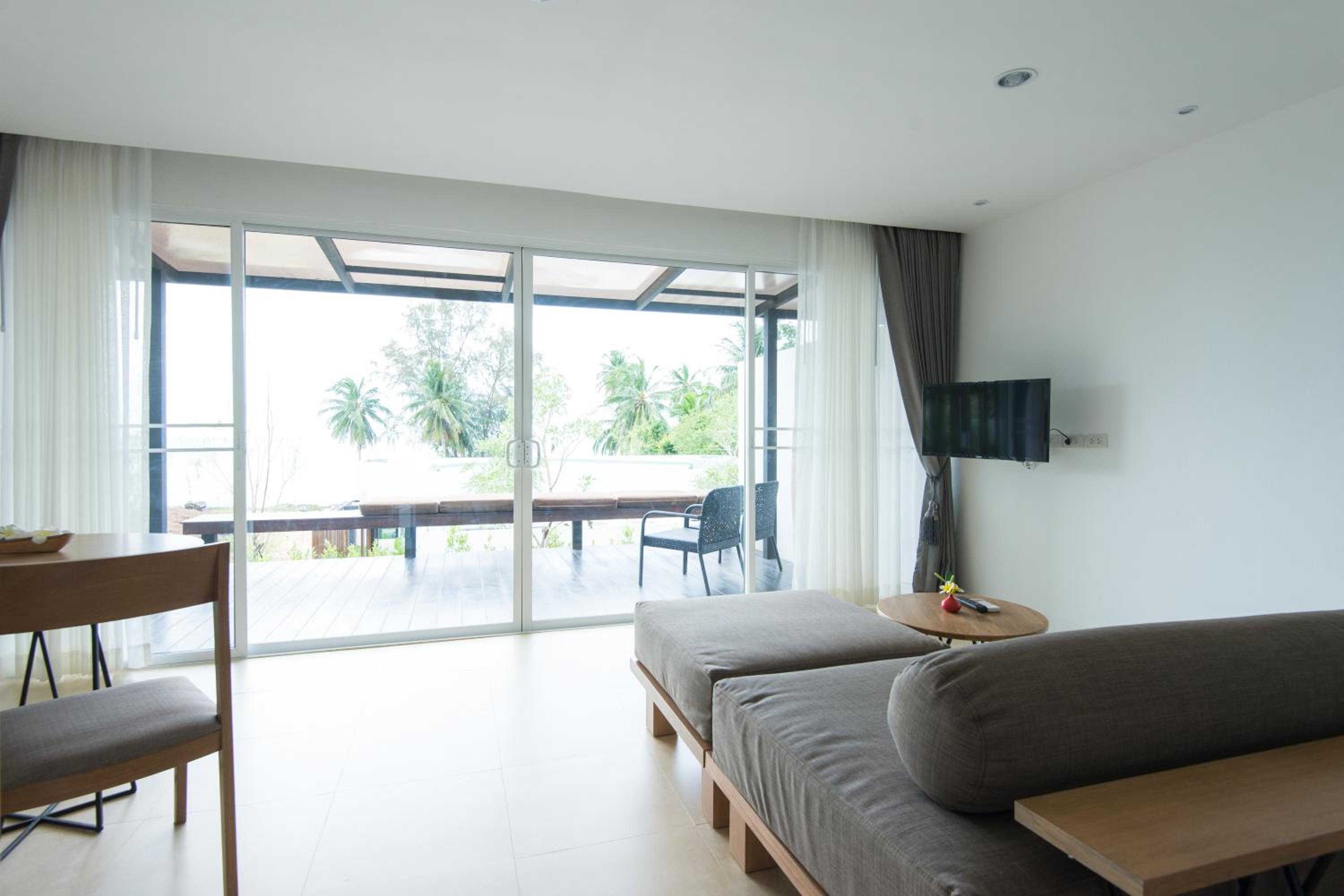 SEAnery Beach Resort