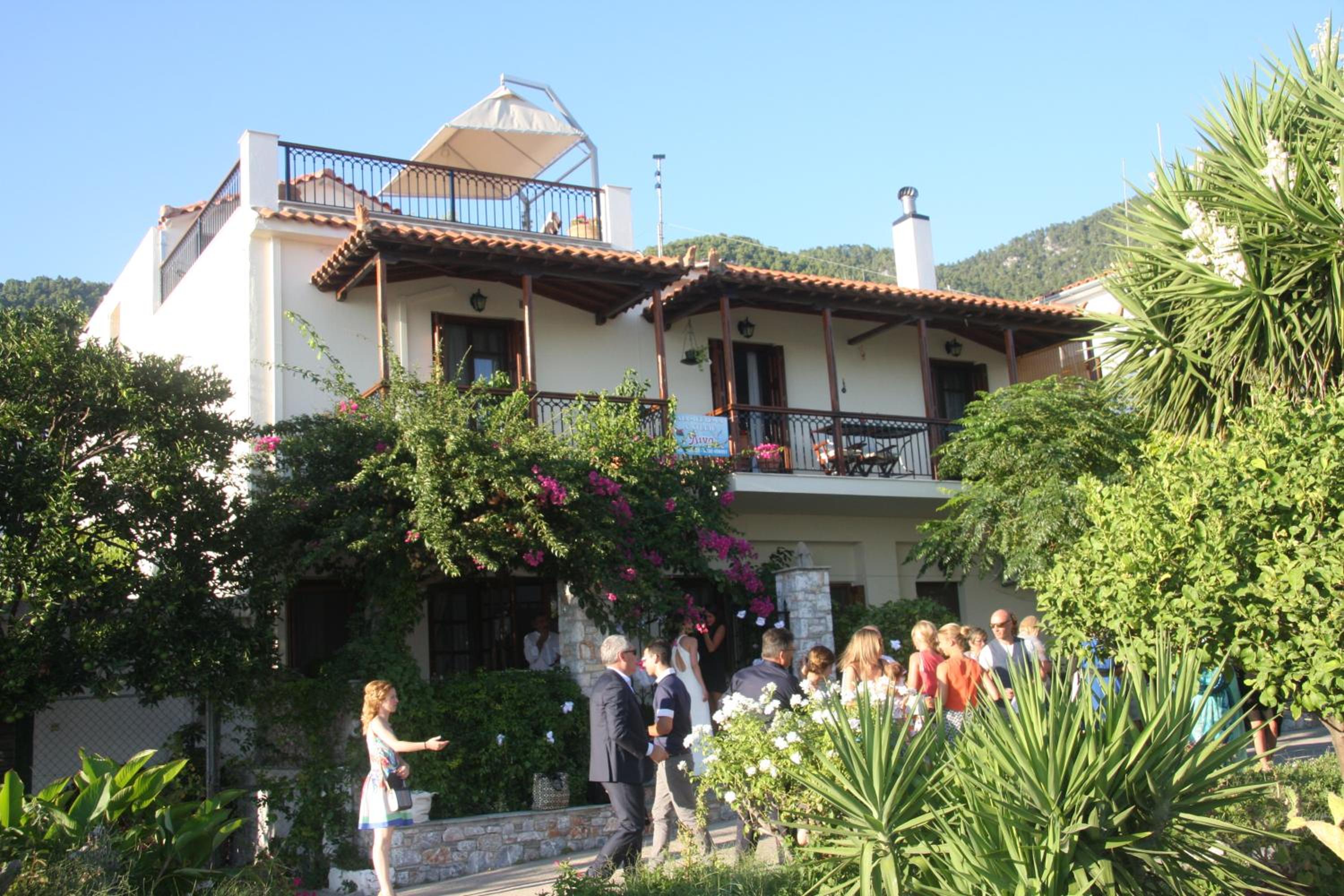 Photo 16