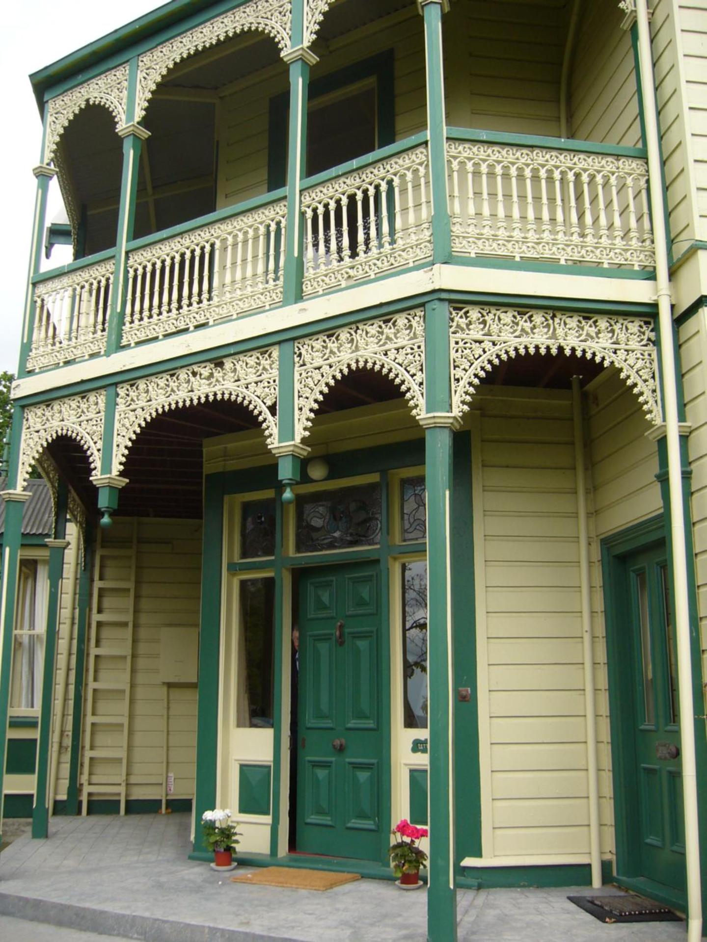 Photo 10