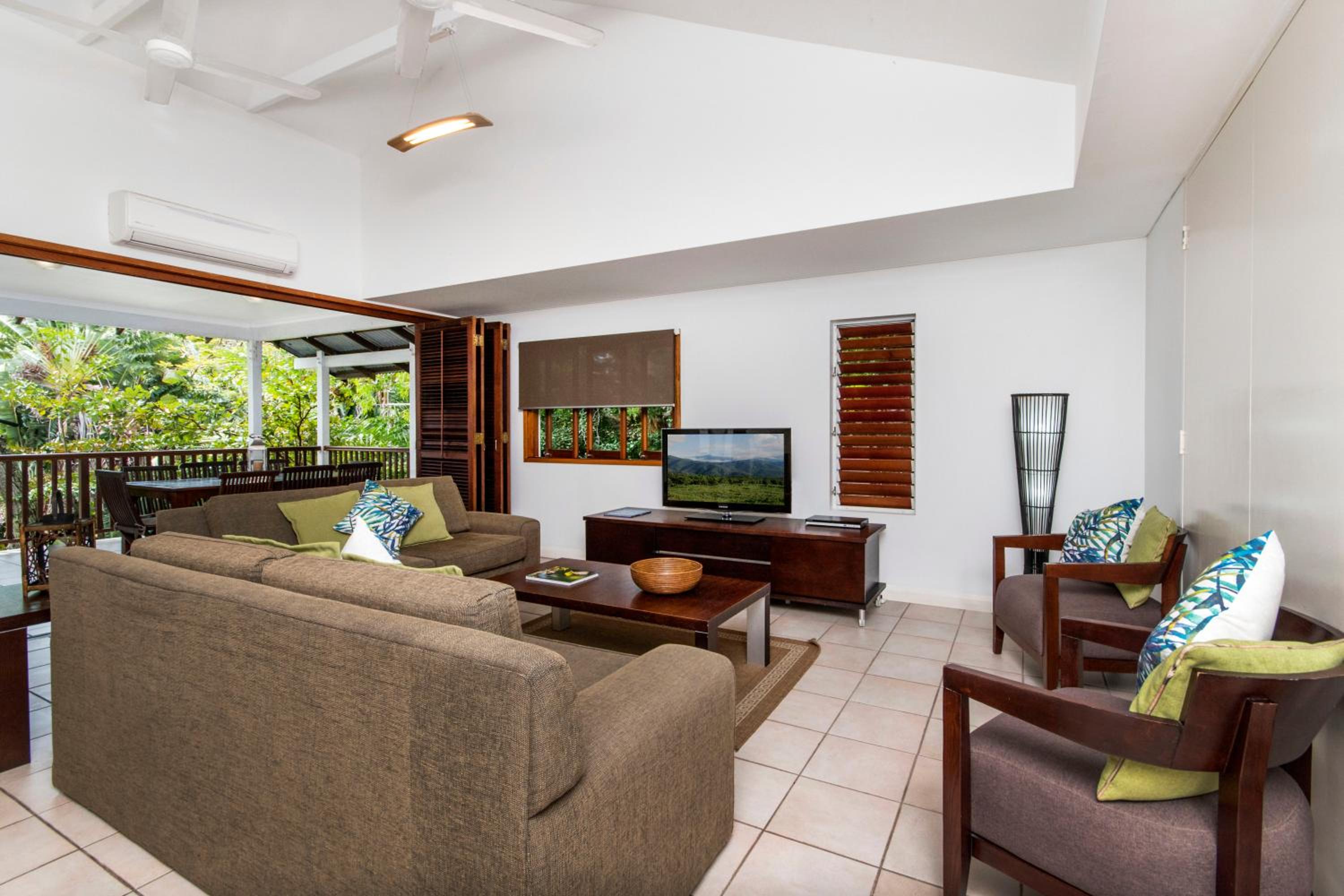The Reef Retreat Palm Cove