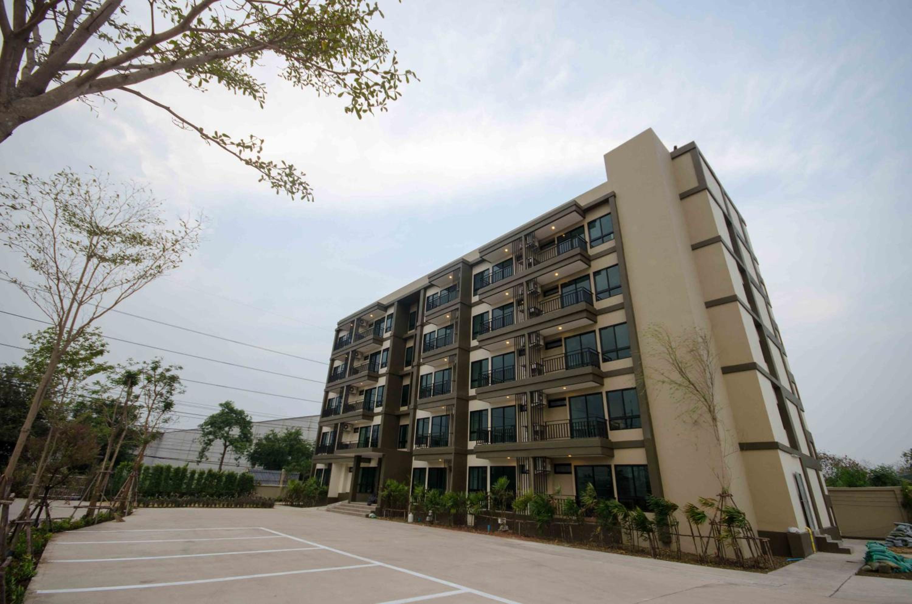 The Residence Thepkanjana