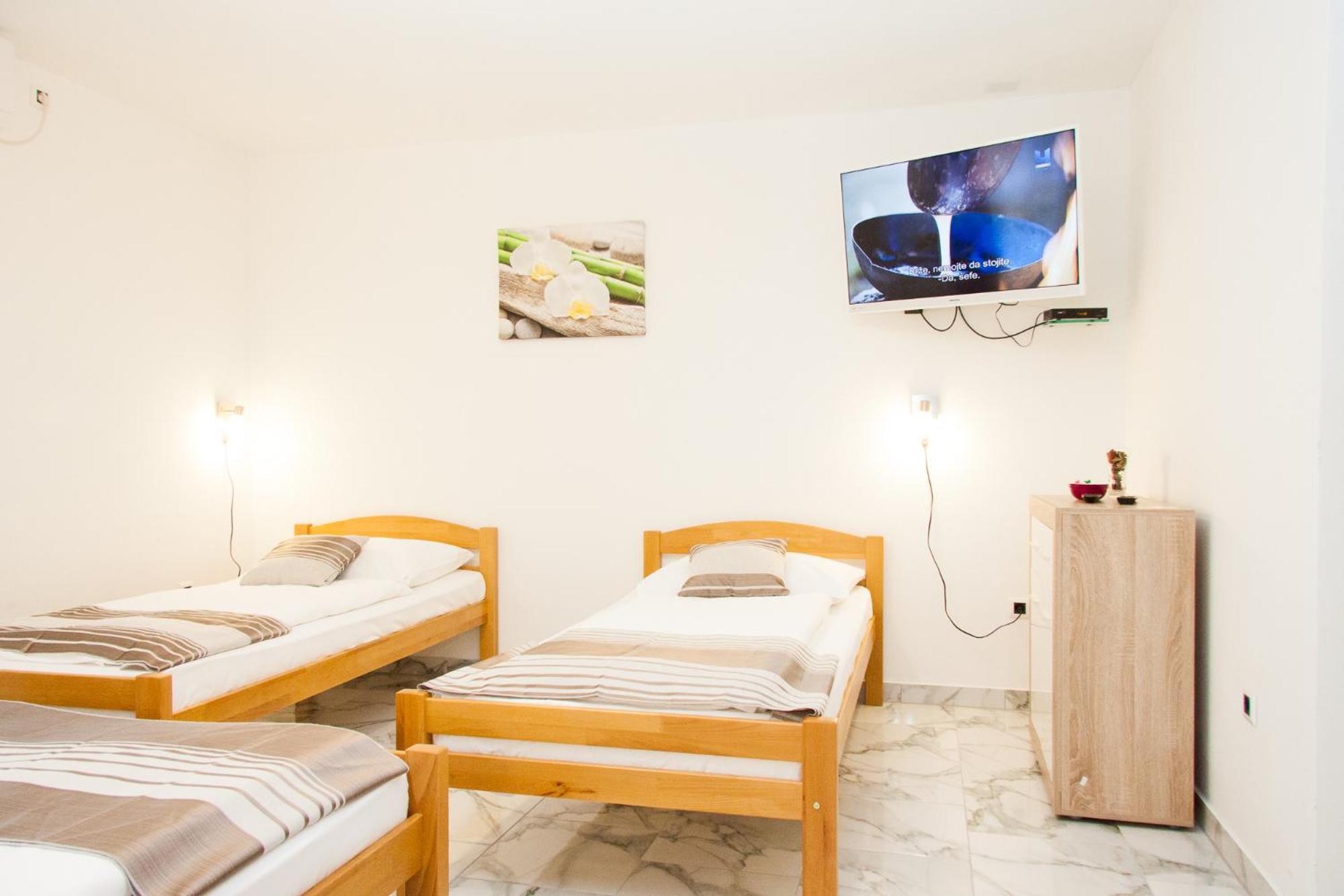 Rooms Garden Zagreb Airport