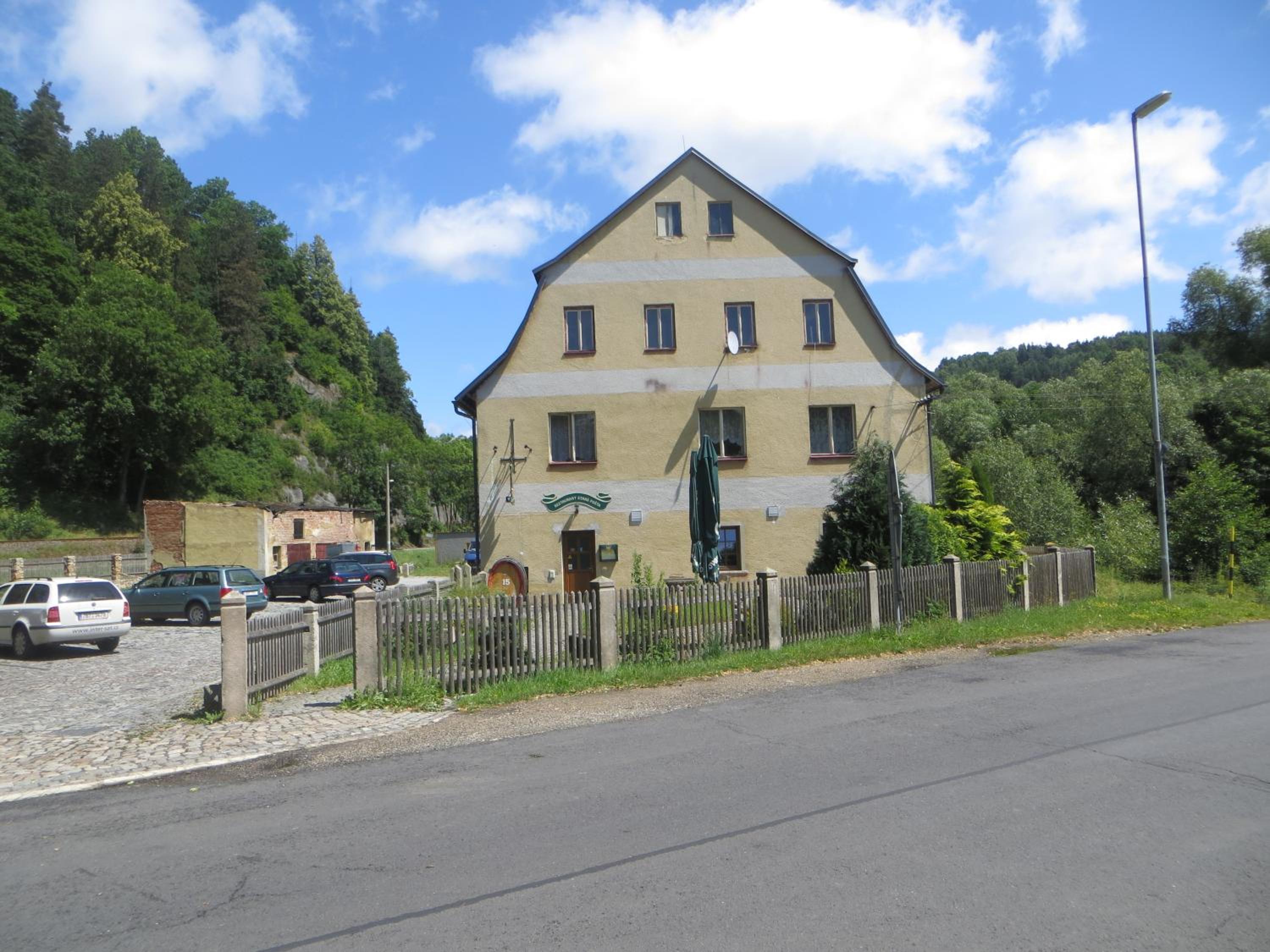 Restaurace a penzion Stará pošta