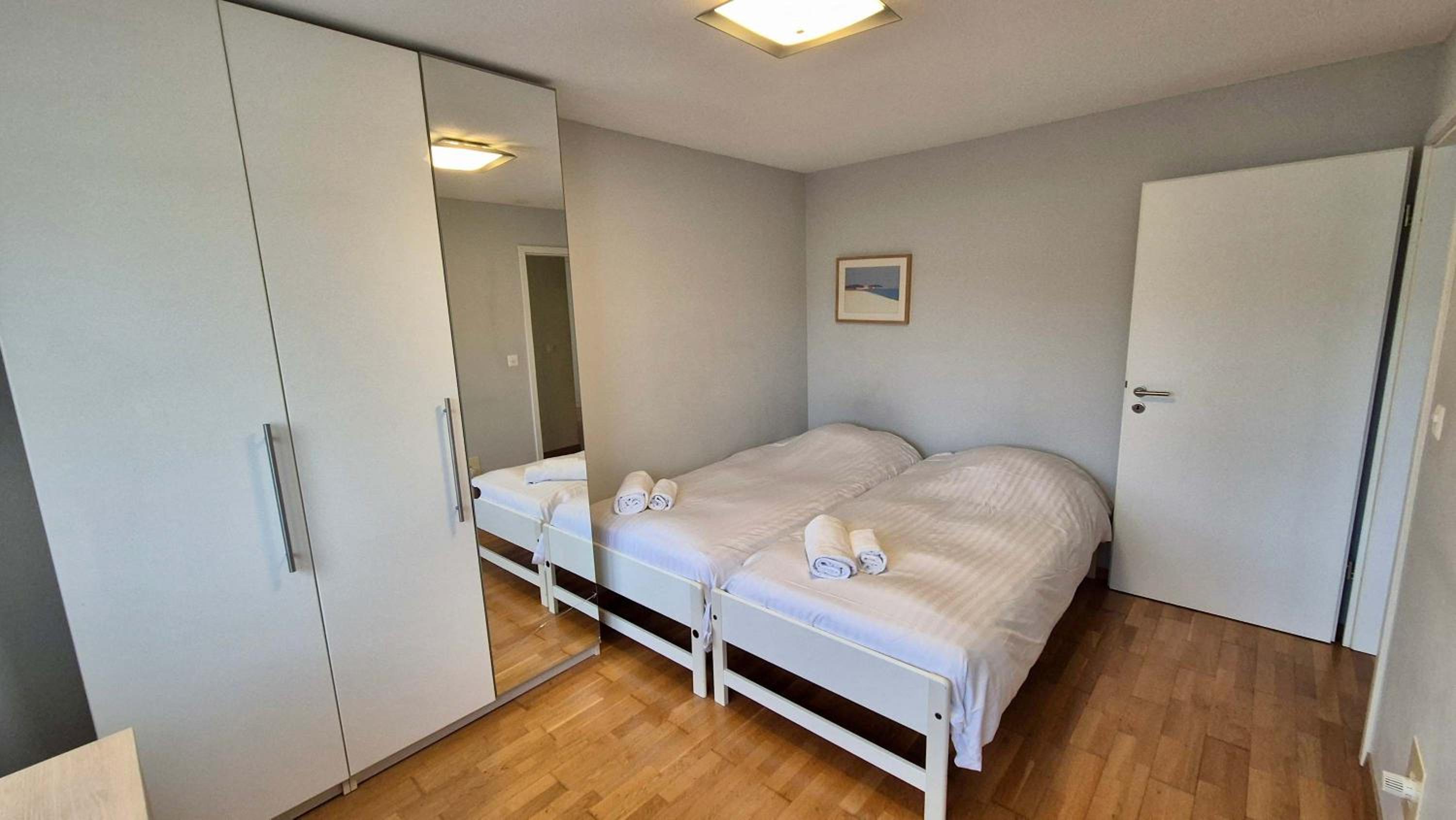 Good location, spacious, comfortable and bright!!, photo 9