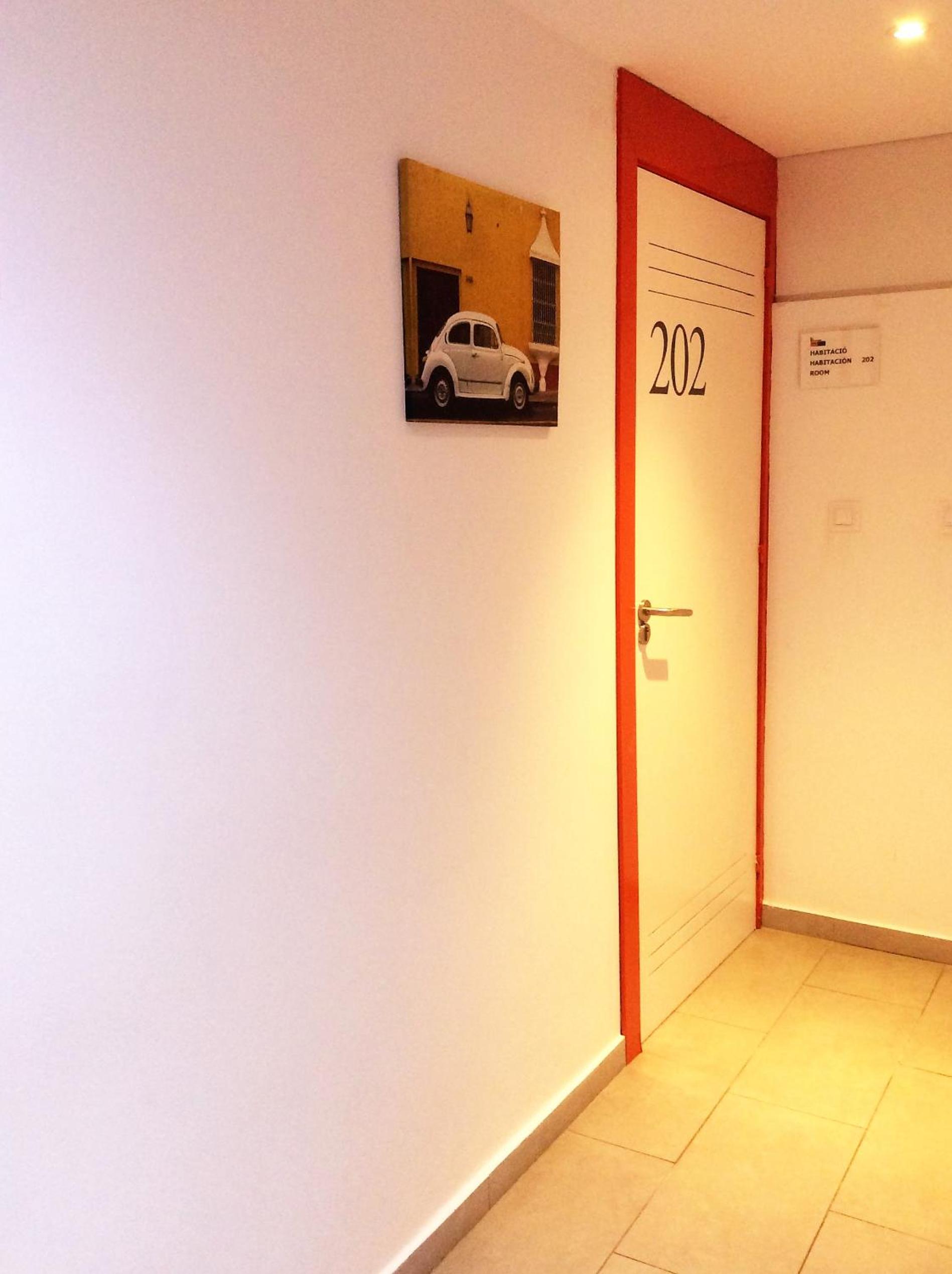 Hostelscat